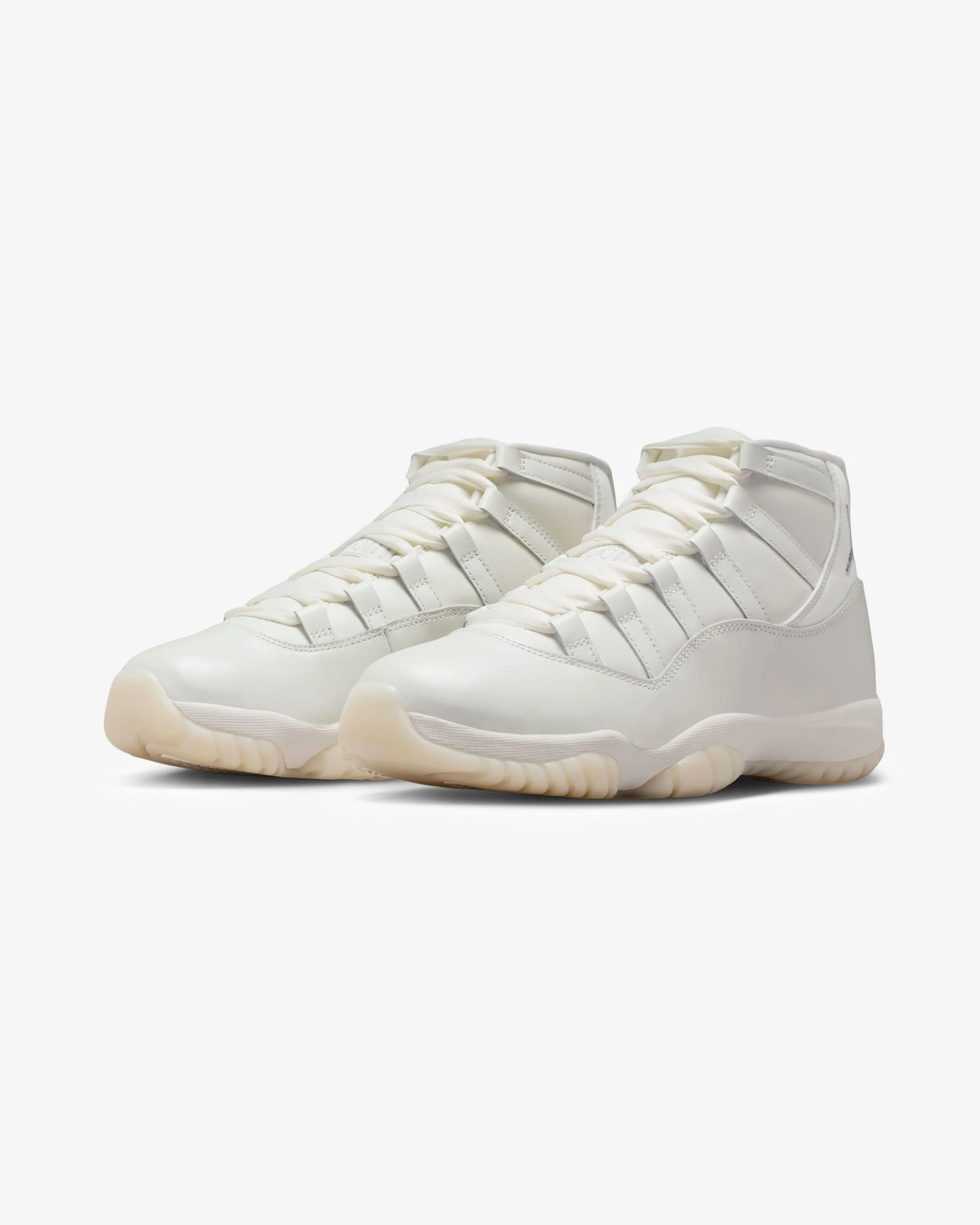 10182-jordan-women-s-aj-11-retro-sail-pearlgrey-1.webp JORDAN WOMEN'S AJ 11 RETRO - SAIL/ PEARLGREY
