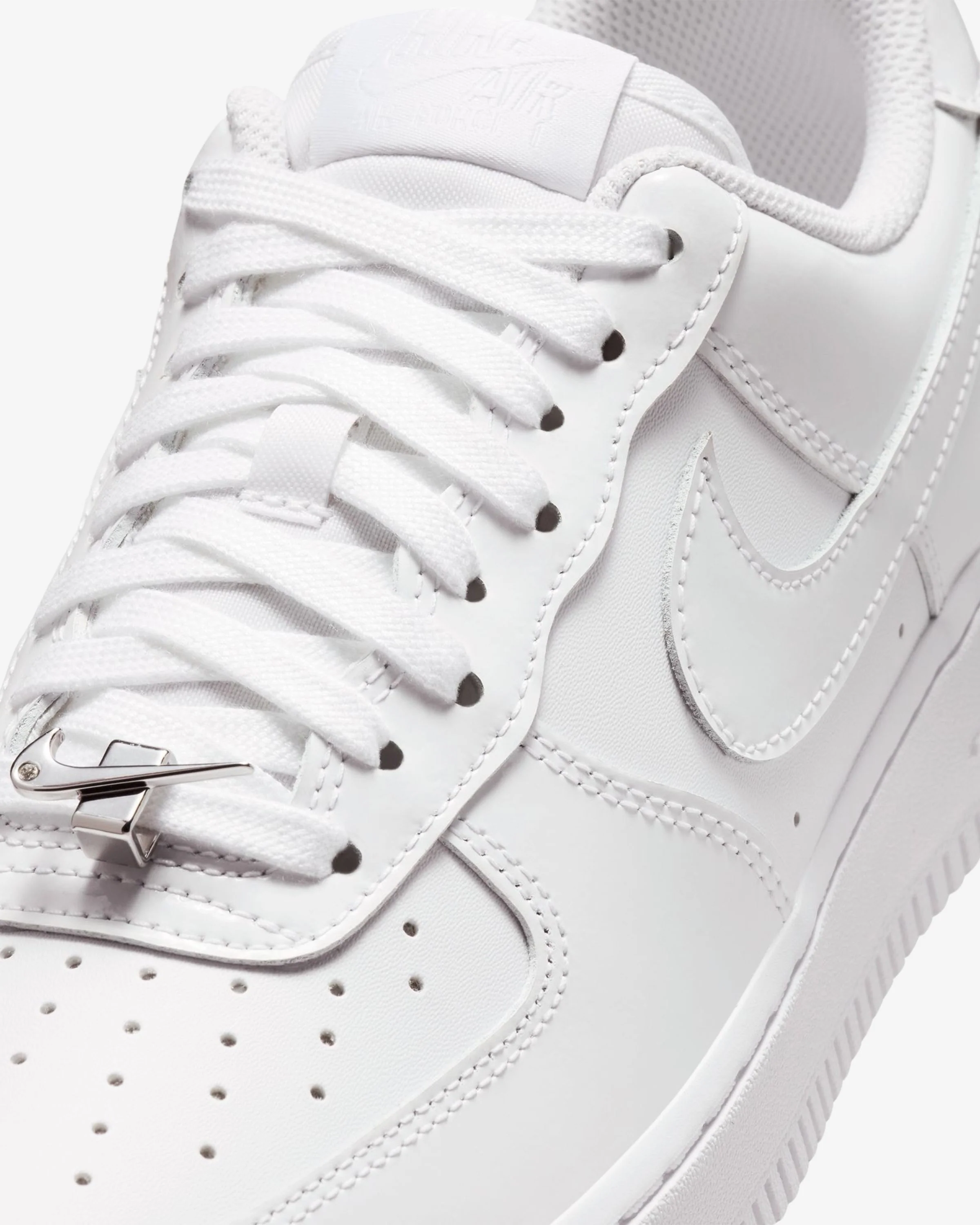 NIKE WMNS AIR FORCE 1 '07 - WHITE