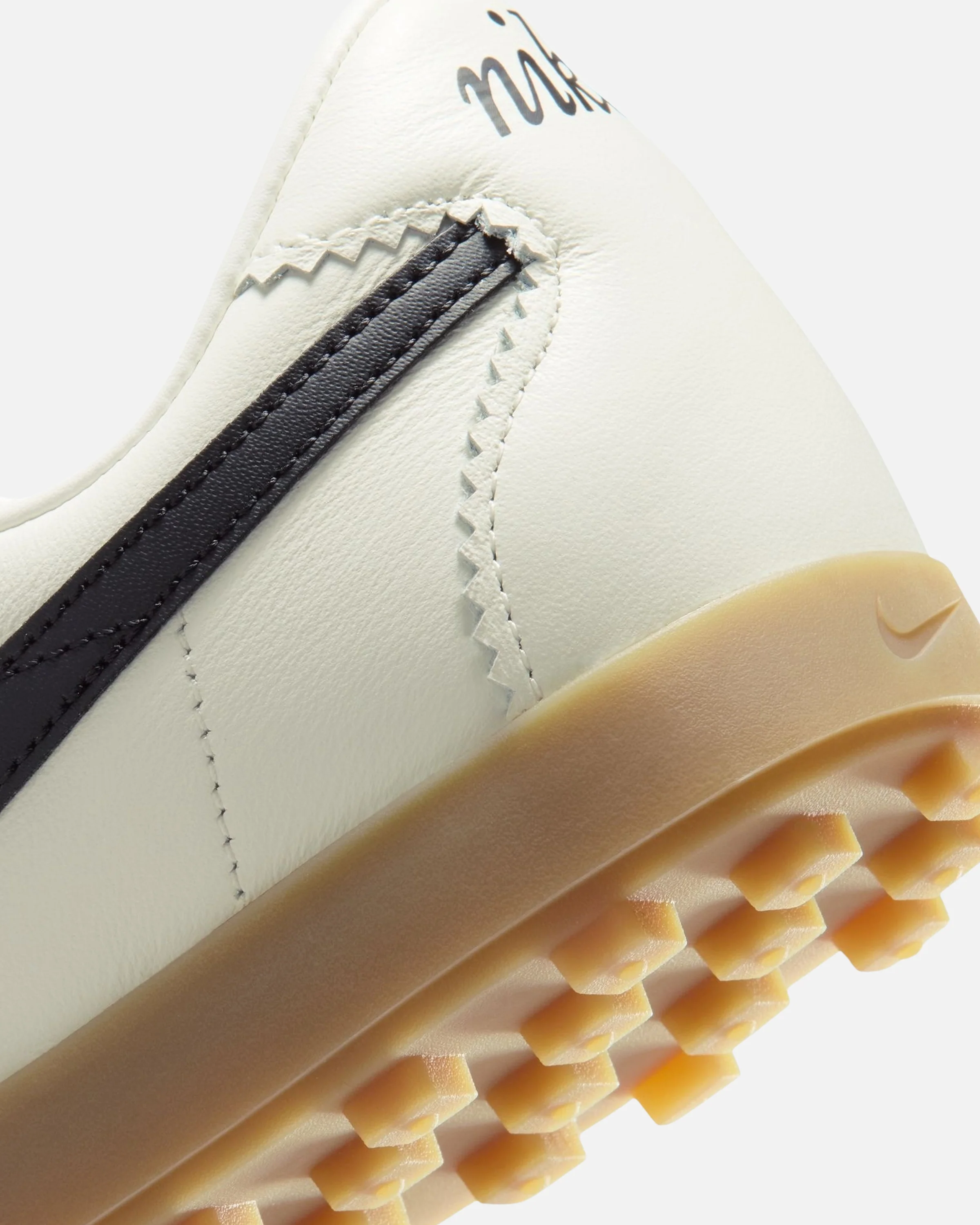 NIKE WMNS ASTROGRABBER LEATHER - SAIL/ BLACK/ GUM LIGHT BROWN
