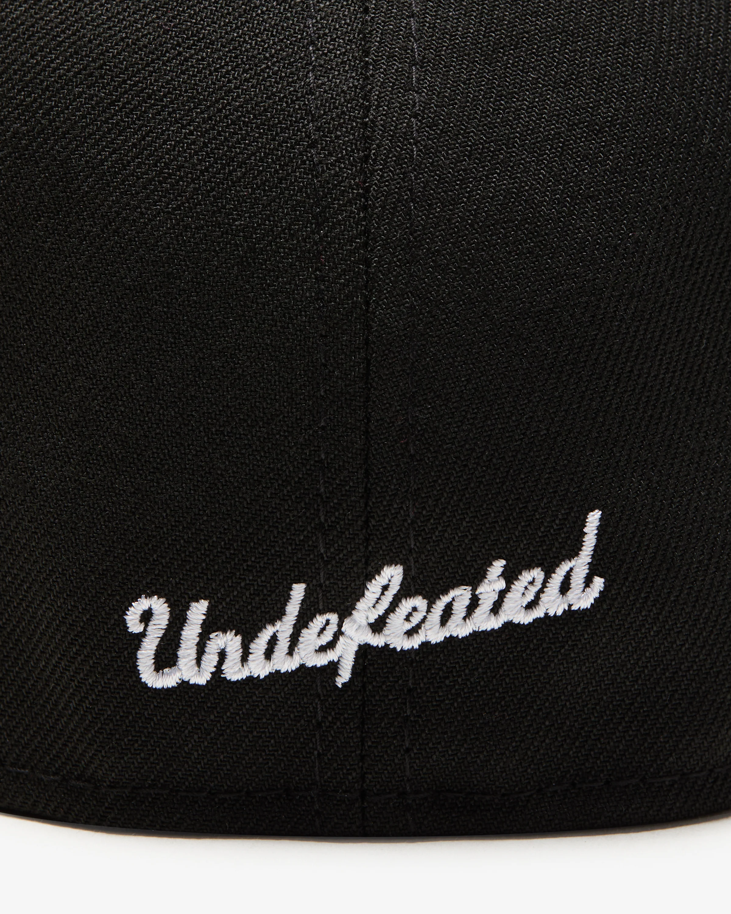 10608-undefeated-x-ne-baseball-fitted-5.webp UNDEFEATED X NE BASEBALL FITTED