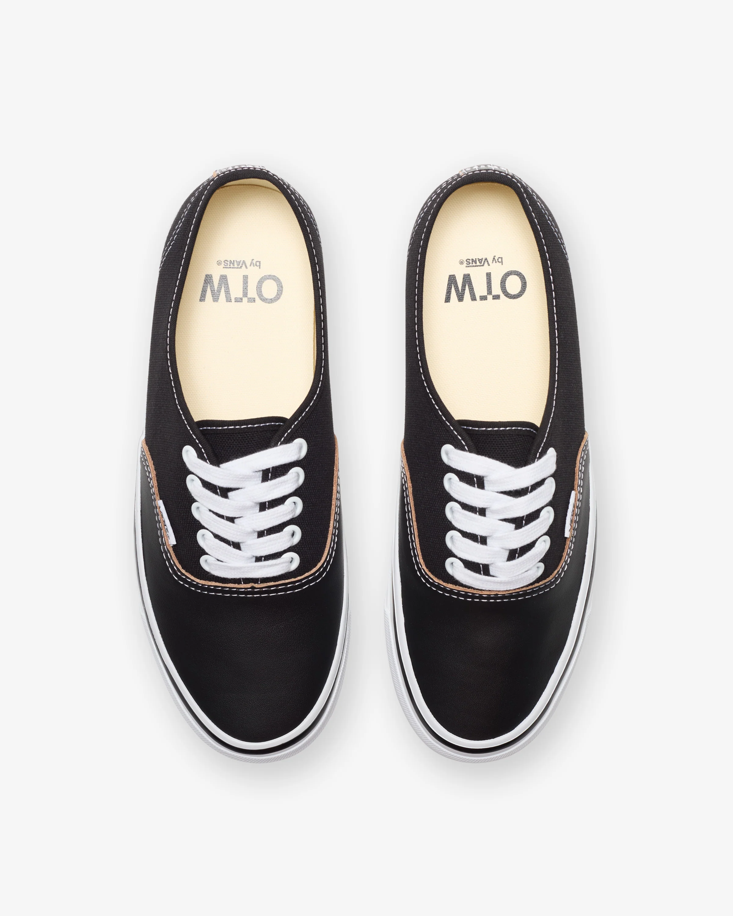 VANS OTW AUTHENTIC 44 SIPED VIBRAM - BLACK
