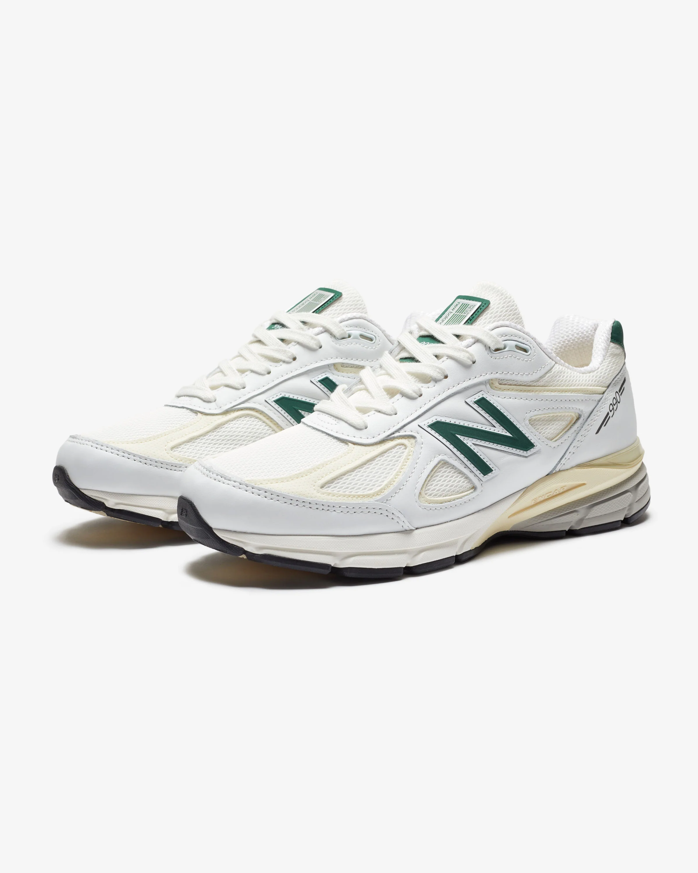 1110-new-balance-990v4-white-1.webp NEW BALANCE 990V4 - WHITE
