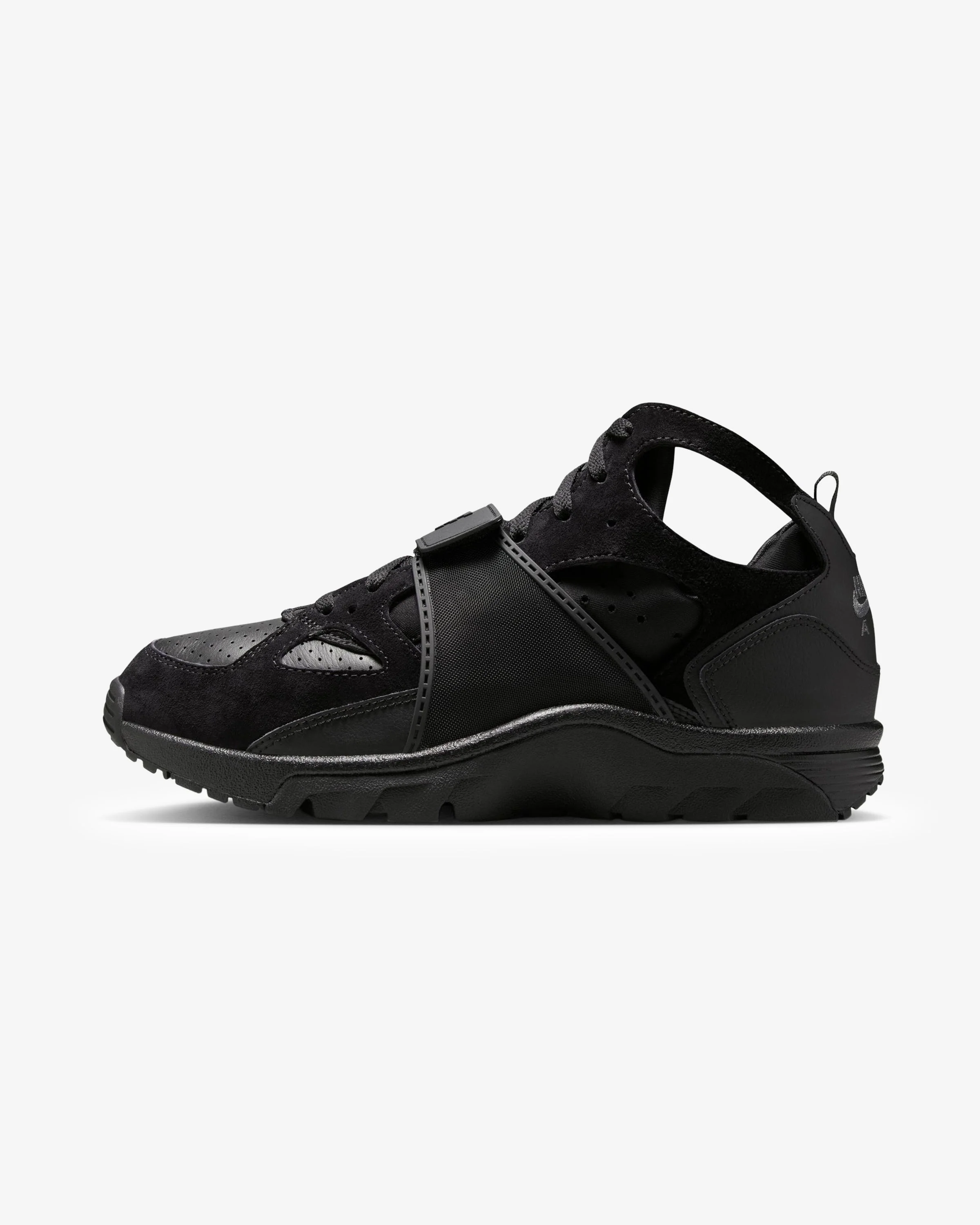 NIKE AIR TRAINER HUARACHE - BLACK