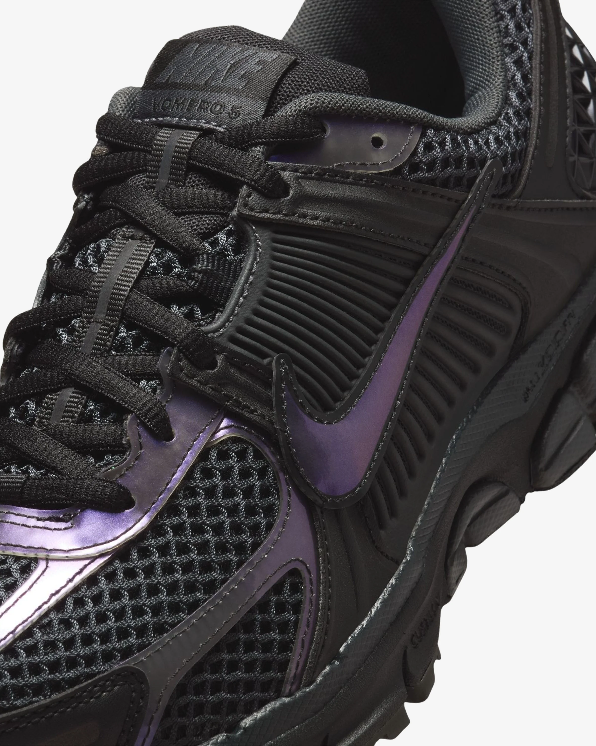 NIKE WOMEN'S ZOOM VOMERO 5 SE - BLACK/ ANTHRACITE