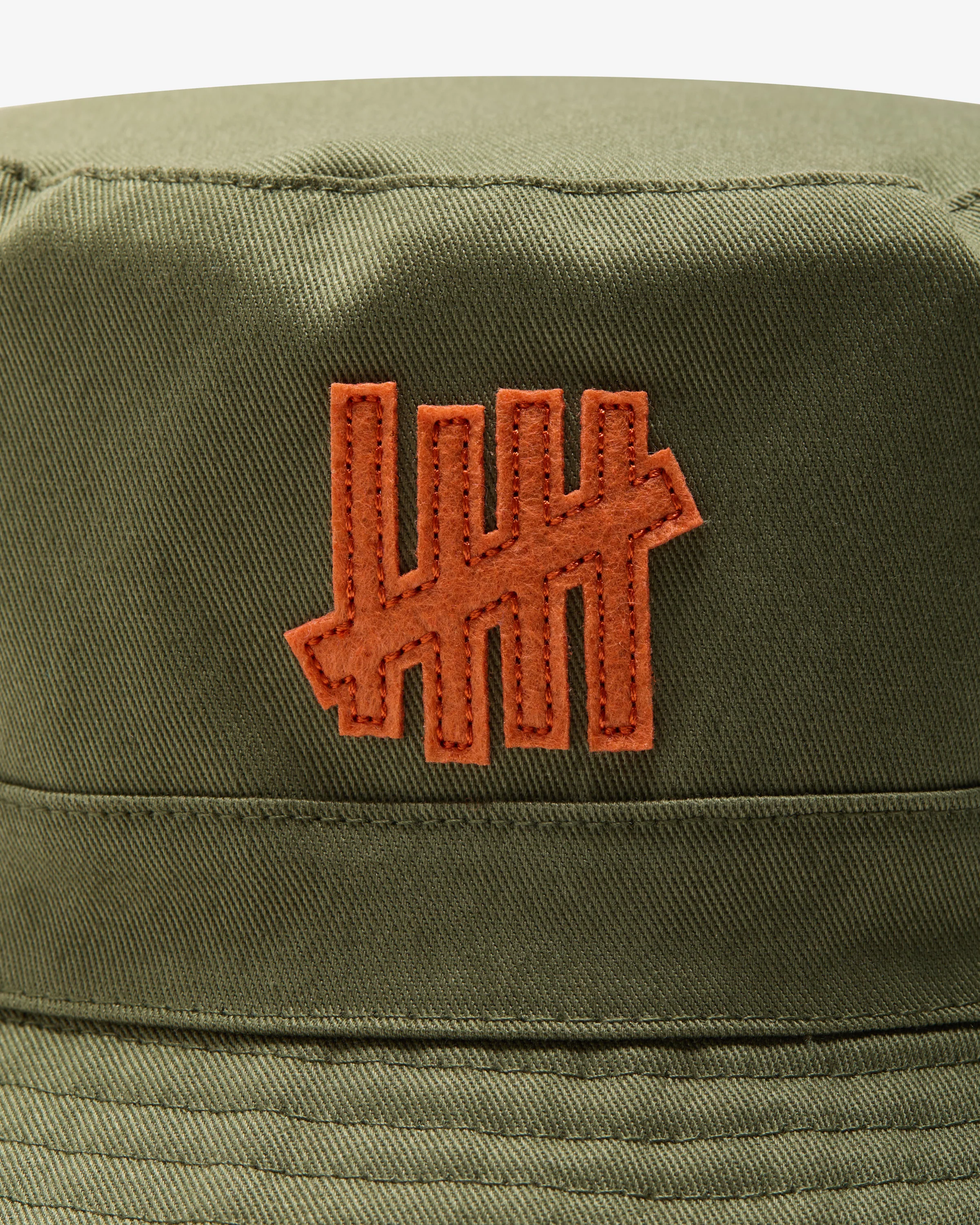 UNDEFEATED REVERSIBLE BUCKET