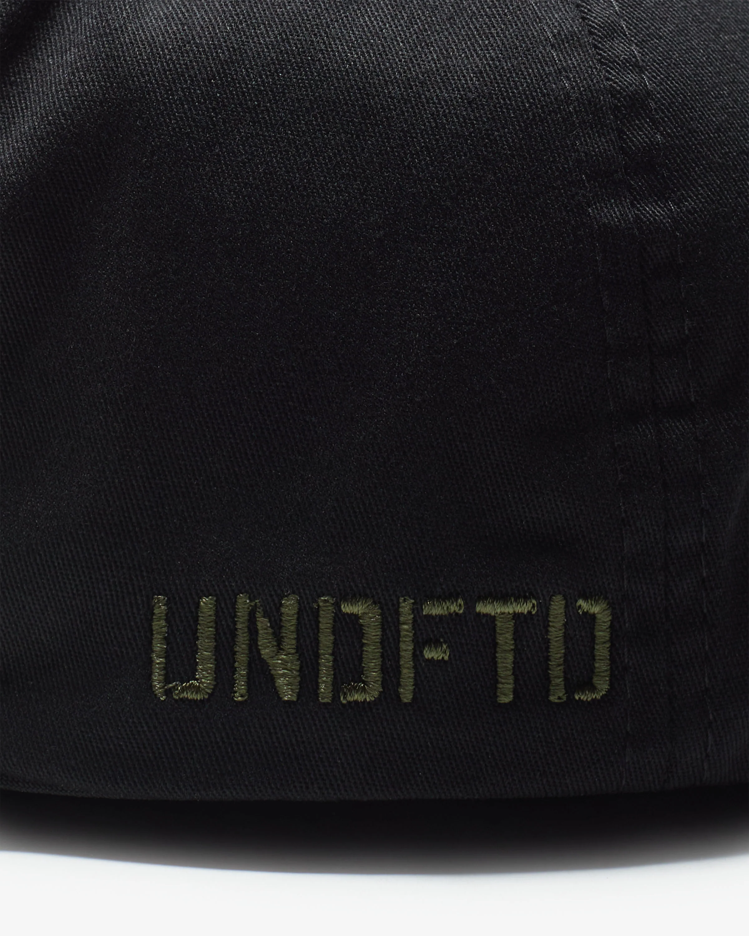 UNDEFEATED ICON STENCIL SNAPBACK - BLACK