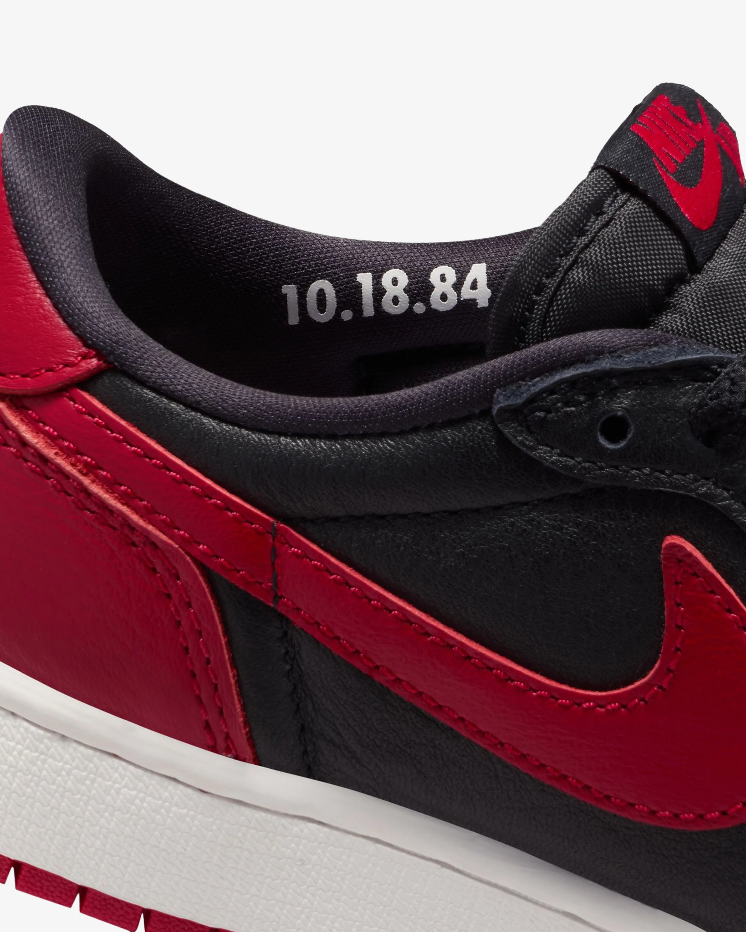 JORDAN GS AJ 1 RETRO LOW OG - BLACK/ VARSITY RED/ SUMMIT WHITE
