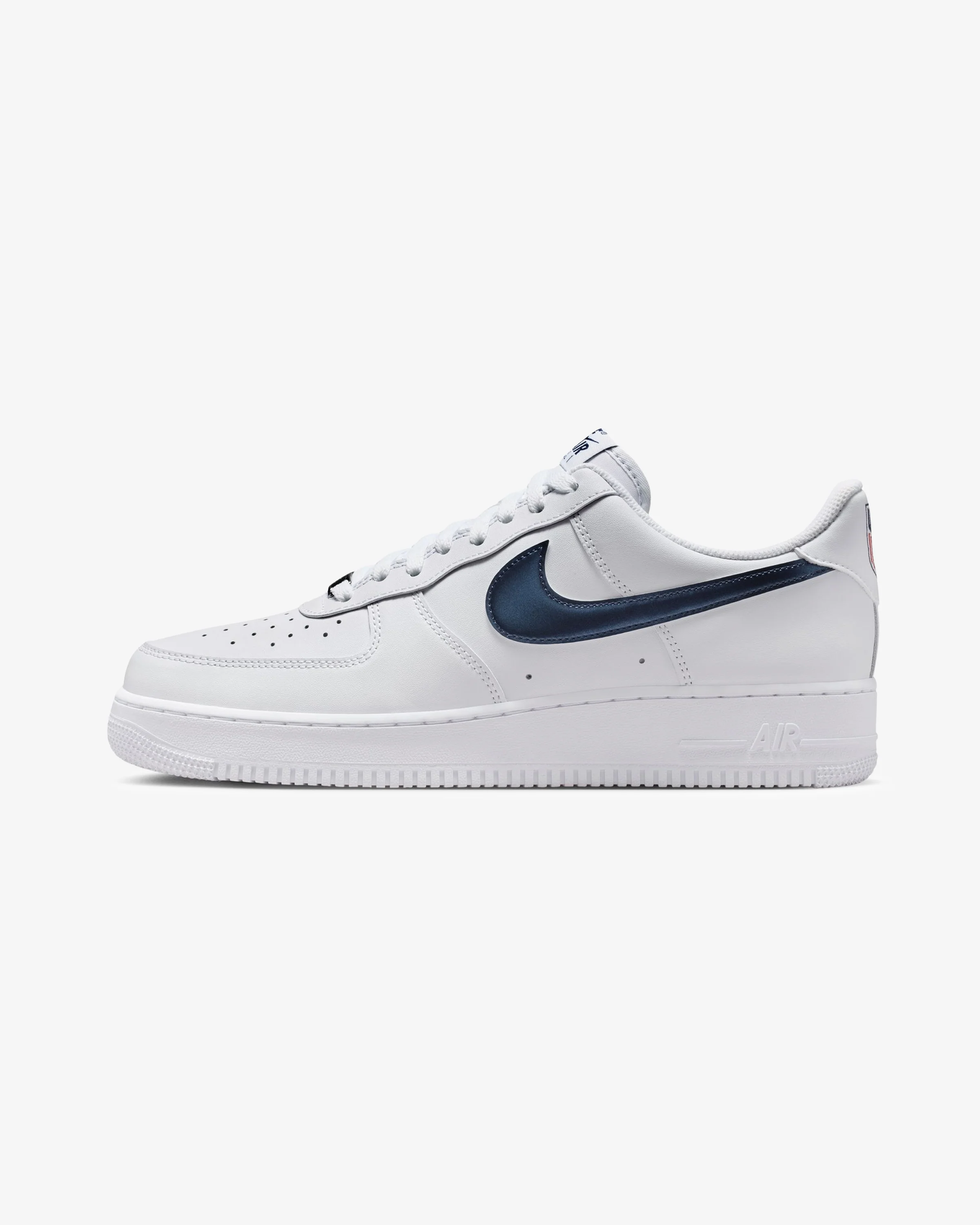 NIKE AIR FORCE 1 '07 LV8 - WHITE/ MIDNIGHT NAVY