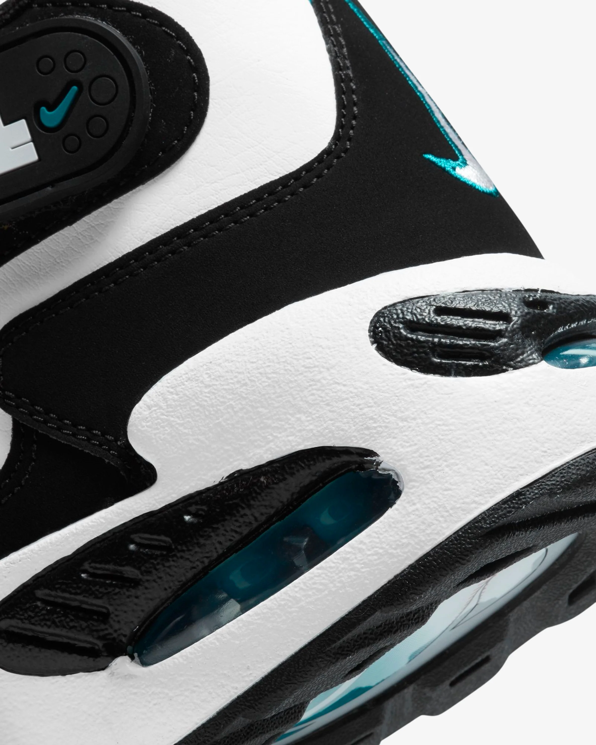 NIKE GS AIR GRIFFEY MAX 1 - WHITE/ BLACK/ FRESH WATER