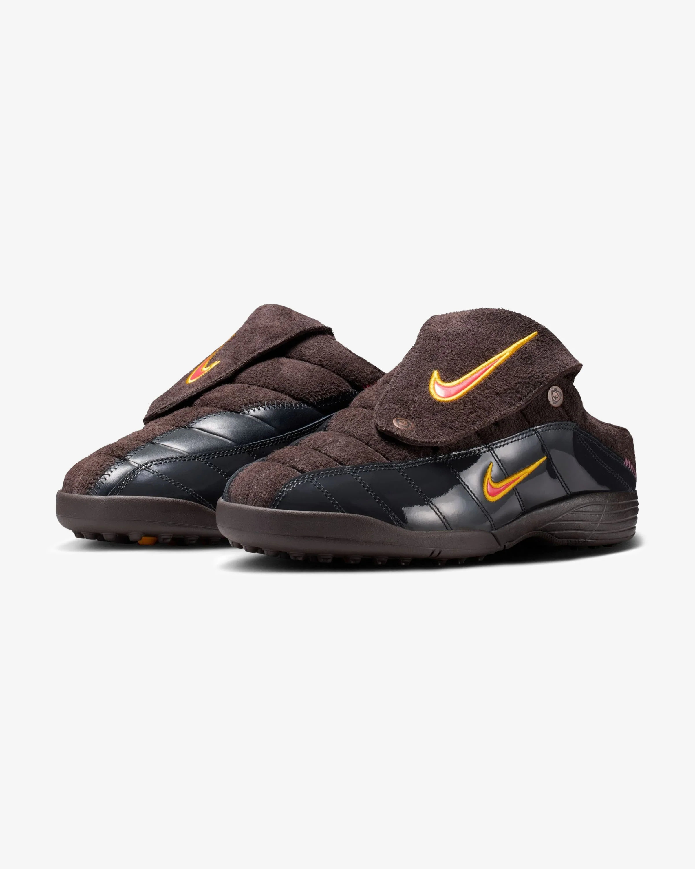 12145-nike-x-kids-of-immigrants-t90-mule-velvet-brown-1.webp NIKE X KIDS OF IMMIGRANTS T90 MULE - VELVET BROWN
