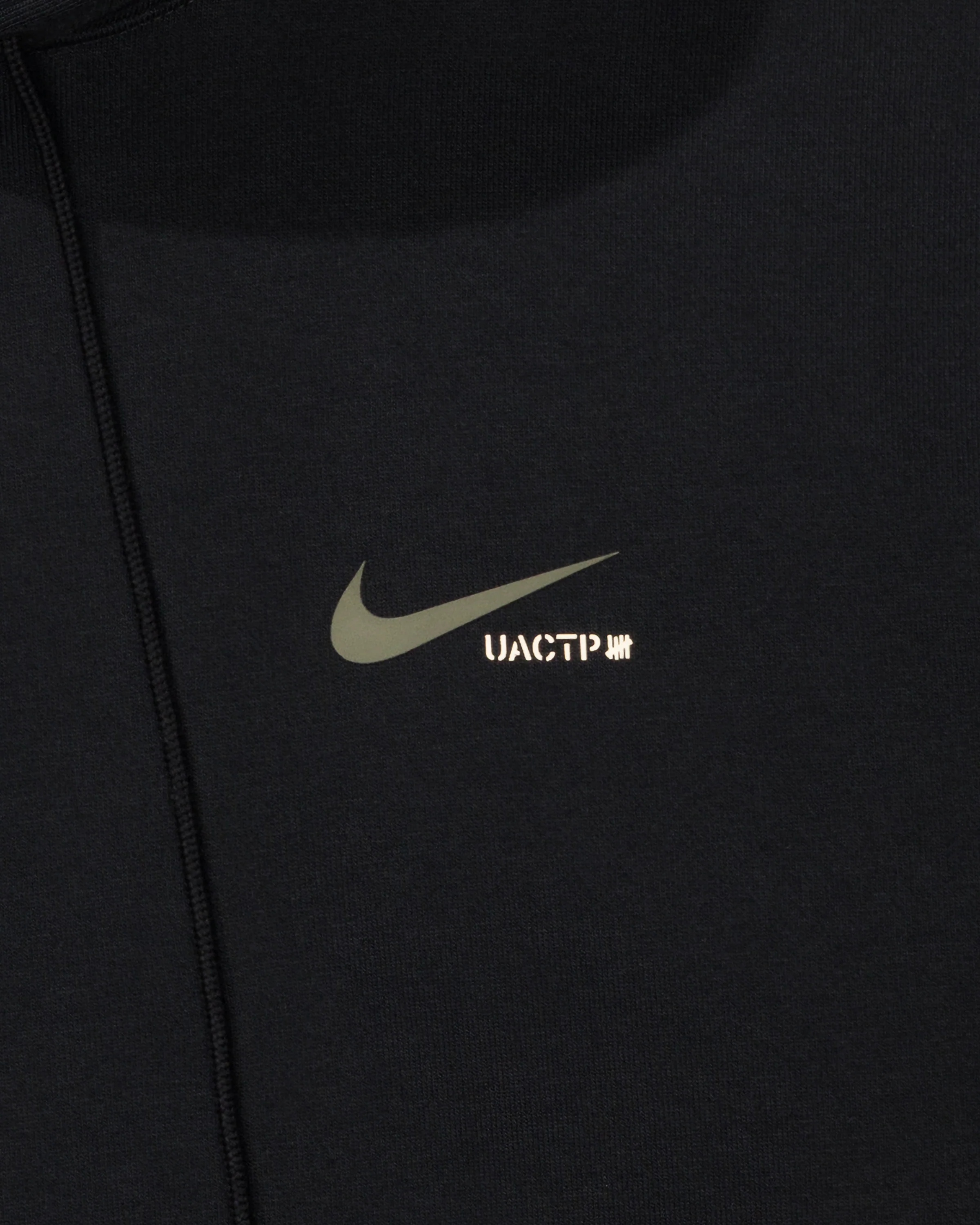 12769-uactp-x-nike-nrg-hoodie-black-3.webp UACTP X NIKE NRG HOODIE - BLACK
