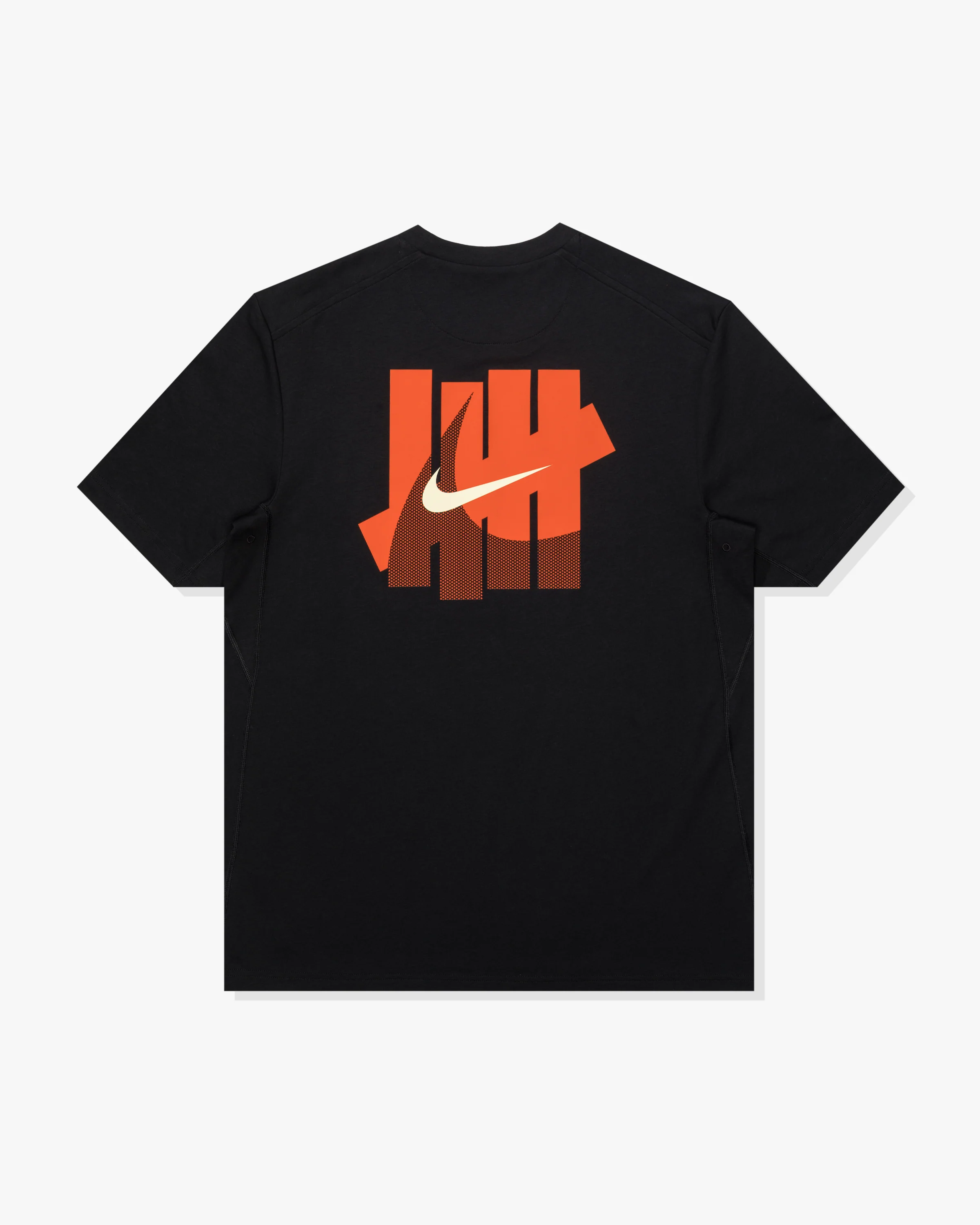 12783-uactp-x-nike-nrg-primary-ss-top-black-2.webp UACTP X NIKE NRG PRIMARY SS TOP - BLACK