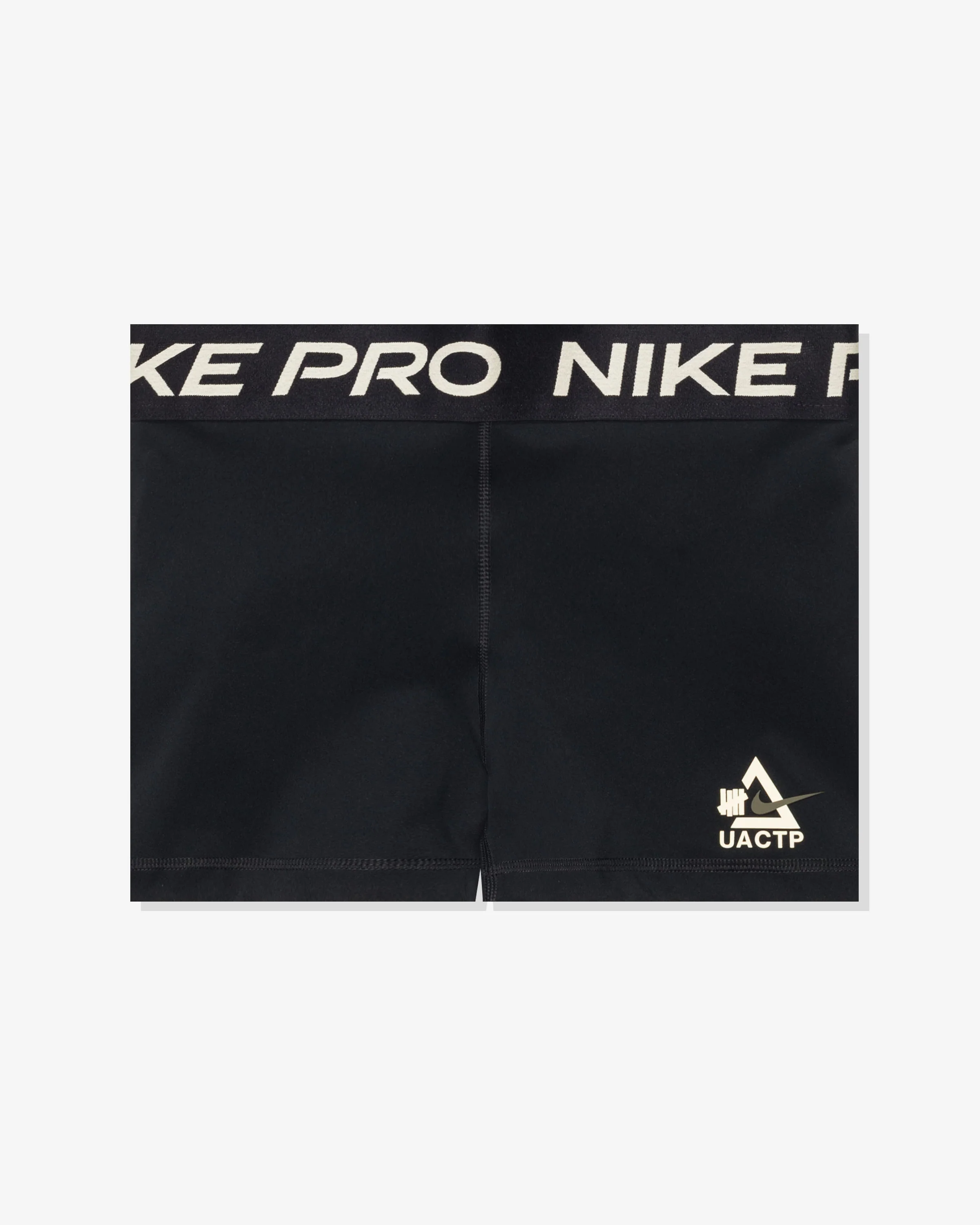 UACTP X NIKE WMNS NRG 365 3IN SHORT - BLACK