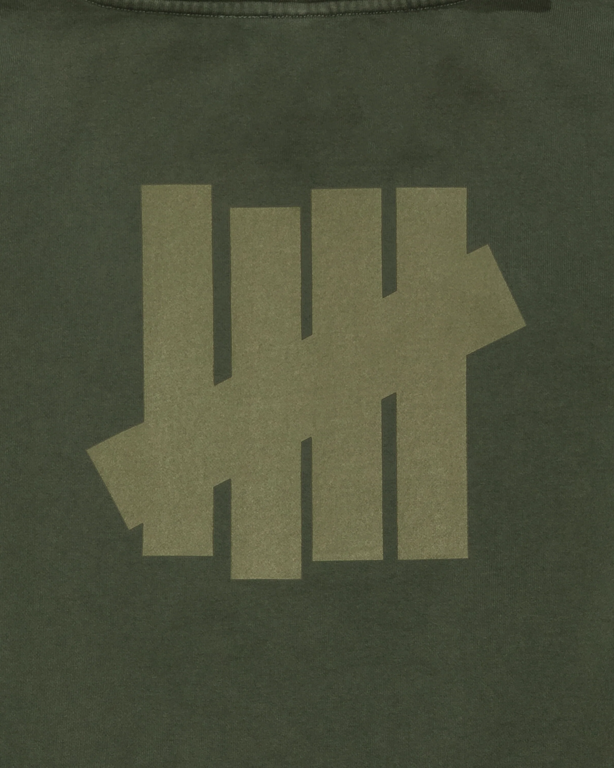 UNDEFEATED CLASSIC ICON PULLOVER HOOD