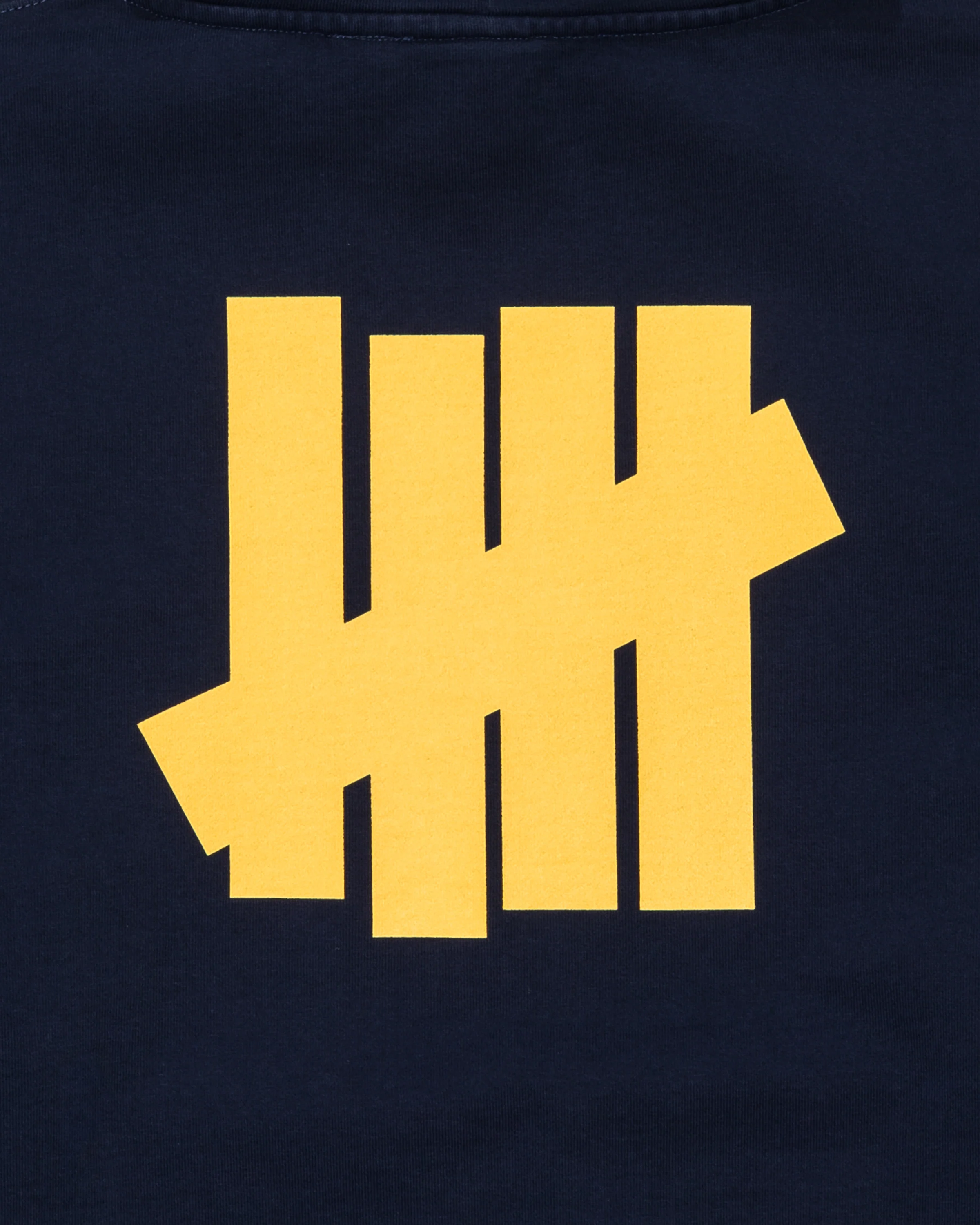 UNDEFEATED CLASSIC ICON PULLOVER HOOD