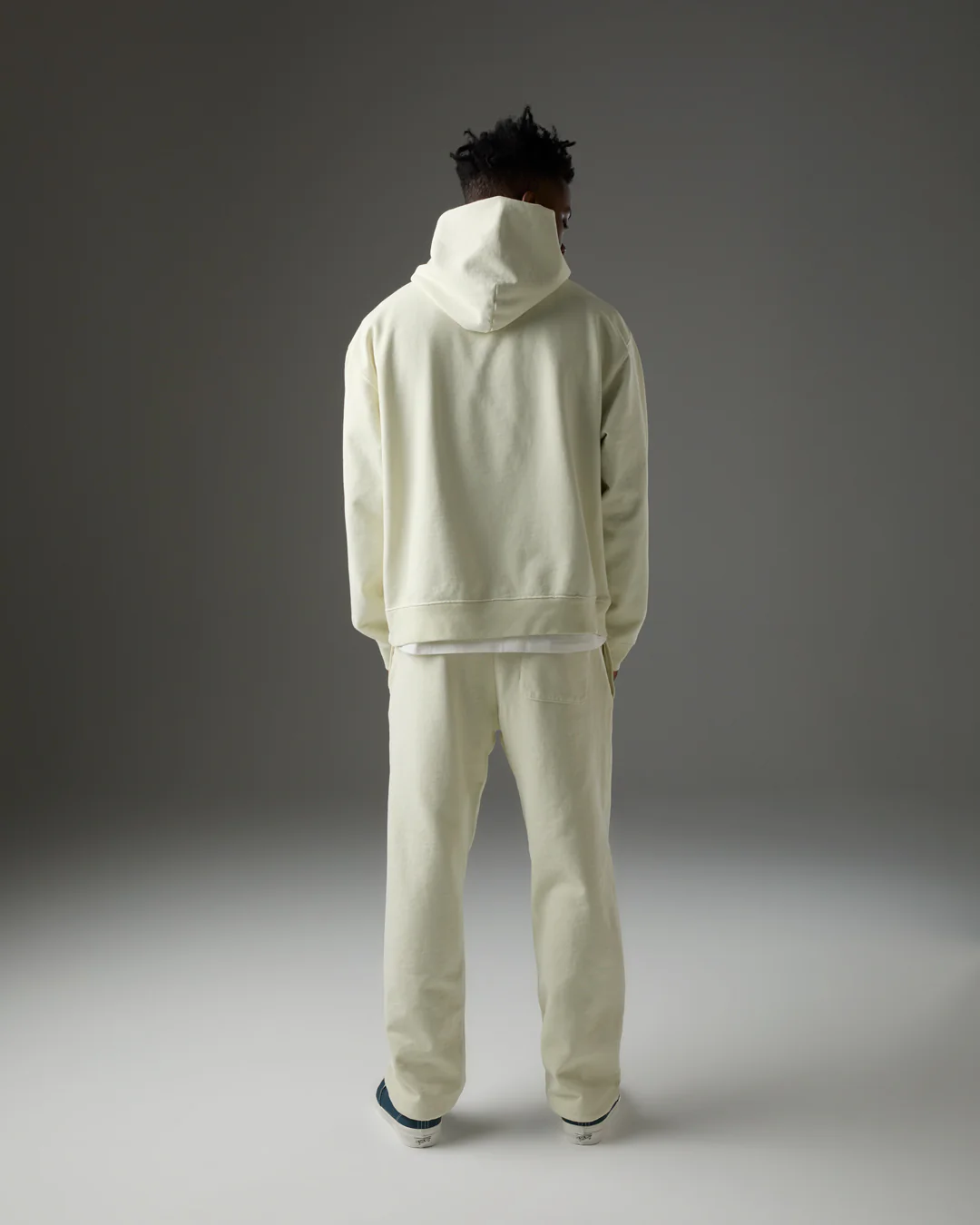 UNDEFEATED ICON PULLOVER HOOD