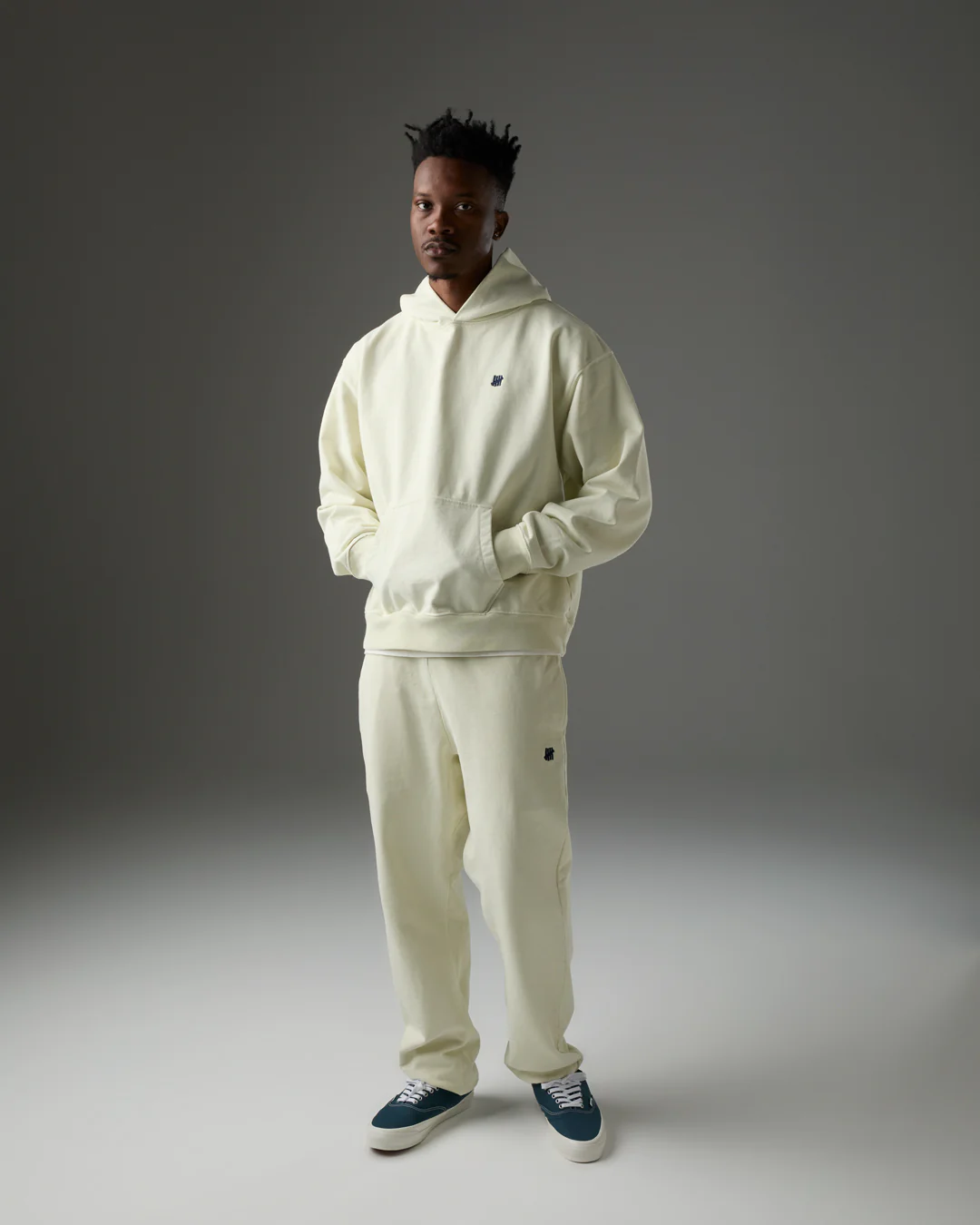UNDEFEATED ICON SWEATPANT