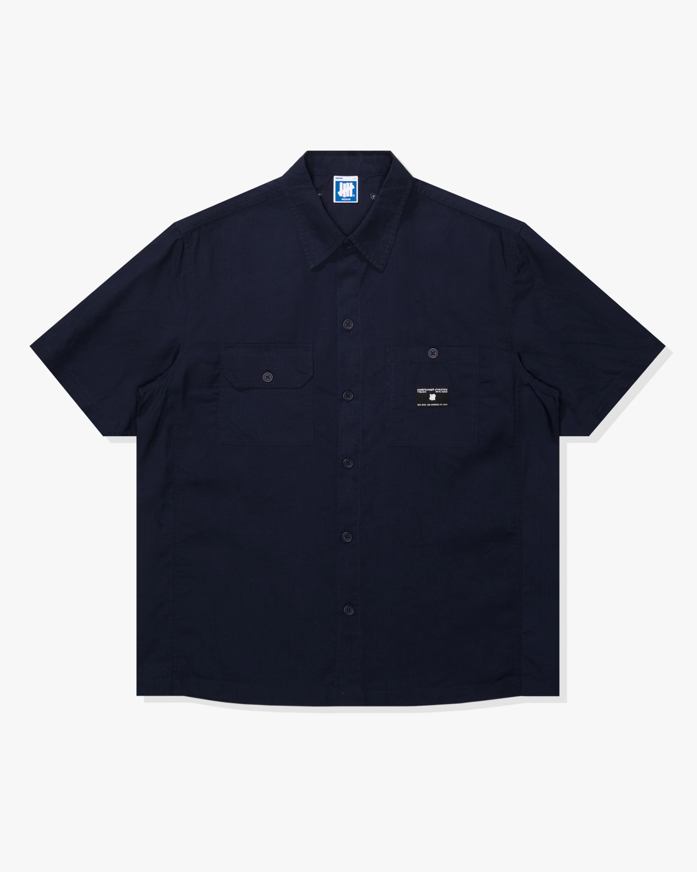 UNDEFEATED LIGHTWEIGHT S/S BUTTON DOWN