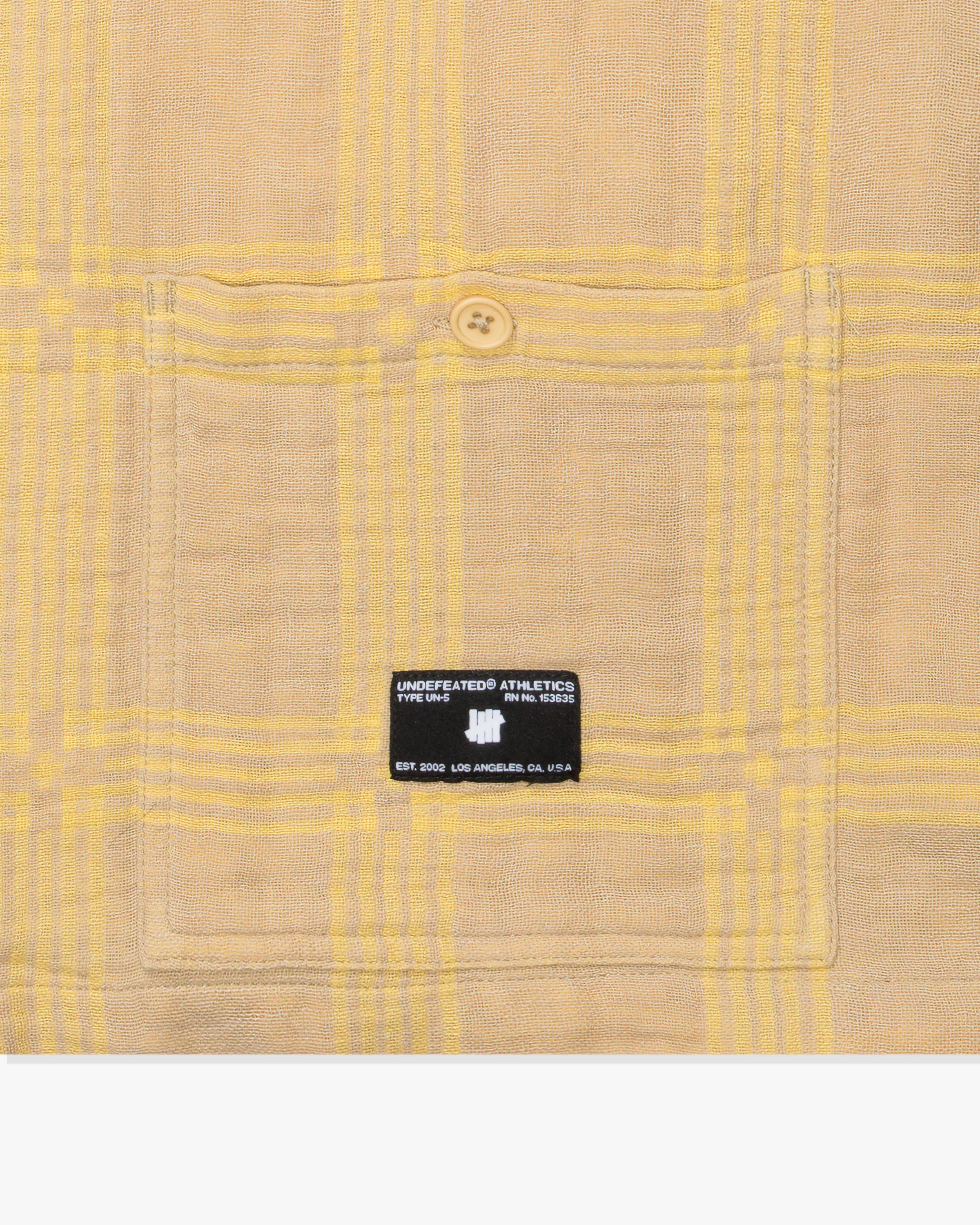 13946-undefeated-plaid-s-s-button-down-3.webp UNDEFEATED PLAID S/S BUTTON DOWN