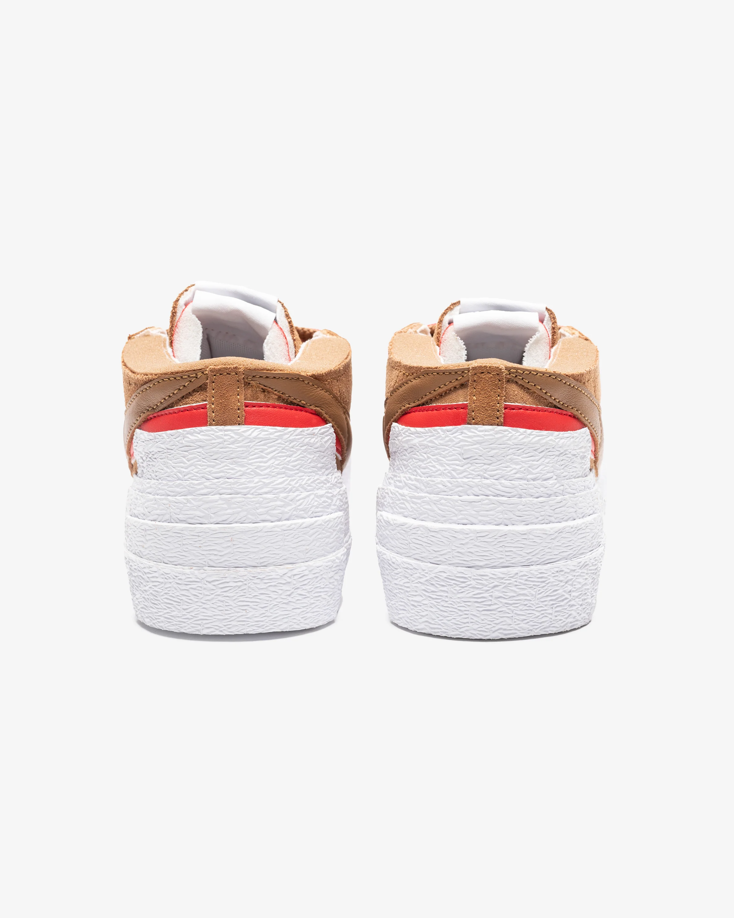 NIKE X SACAI BLAZER LOW - LTBRITISHTAN/ UNIVERSITYRED/ WHITE