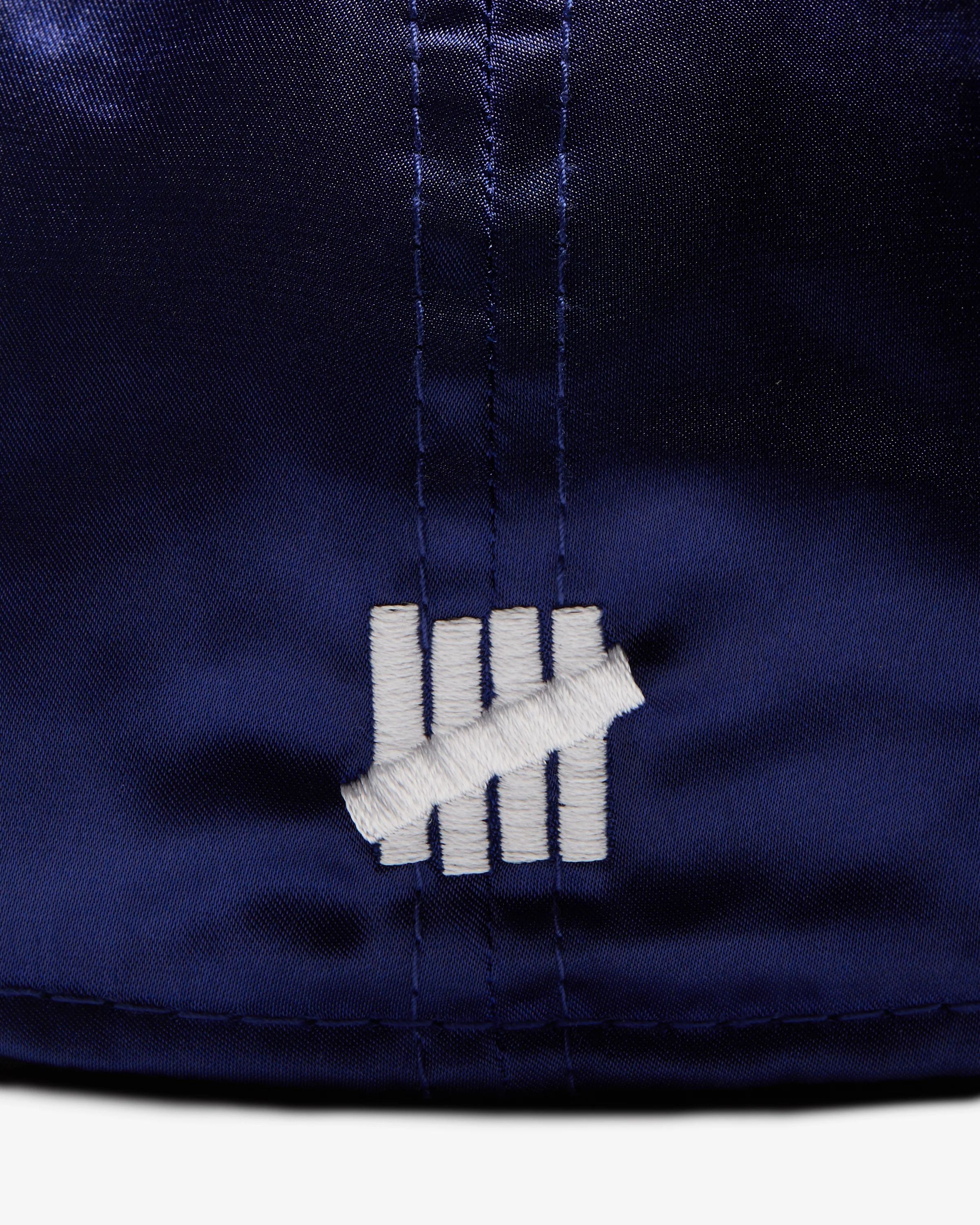 1908-undefeated-x-new-era-dodgers-satin-59fifty-fitted-royal-9.webp UNDEFEATED X NEW ERA DODGERS SATIN 59FIFTY FITTED - ROYAL