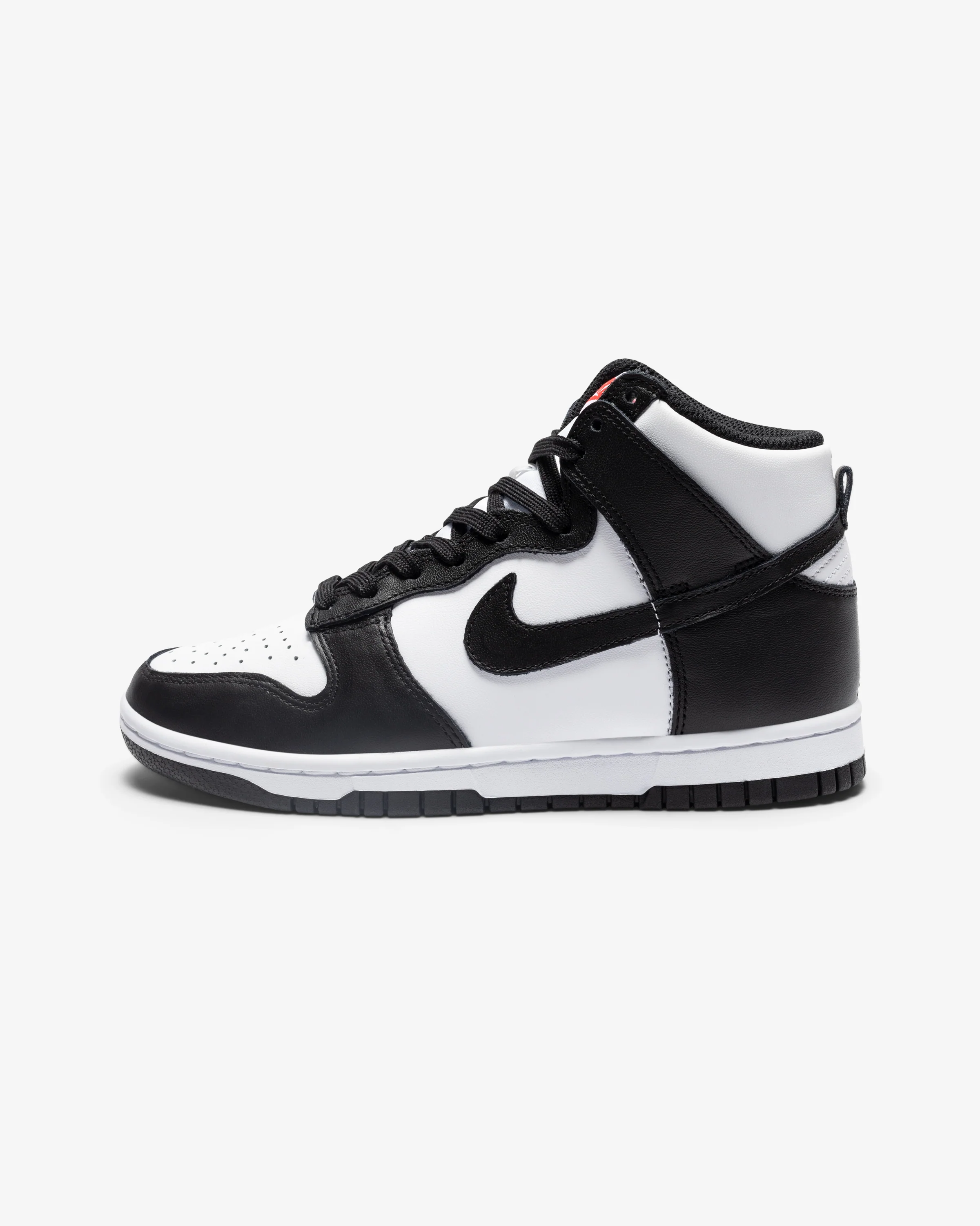WOMEN'S DUNK HIGH - WHITE/ BLACK/ UNIVERSITYRED