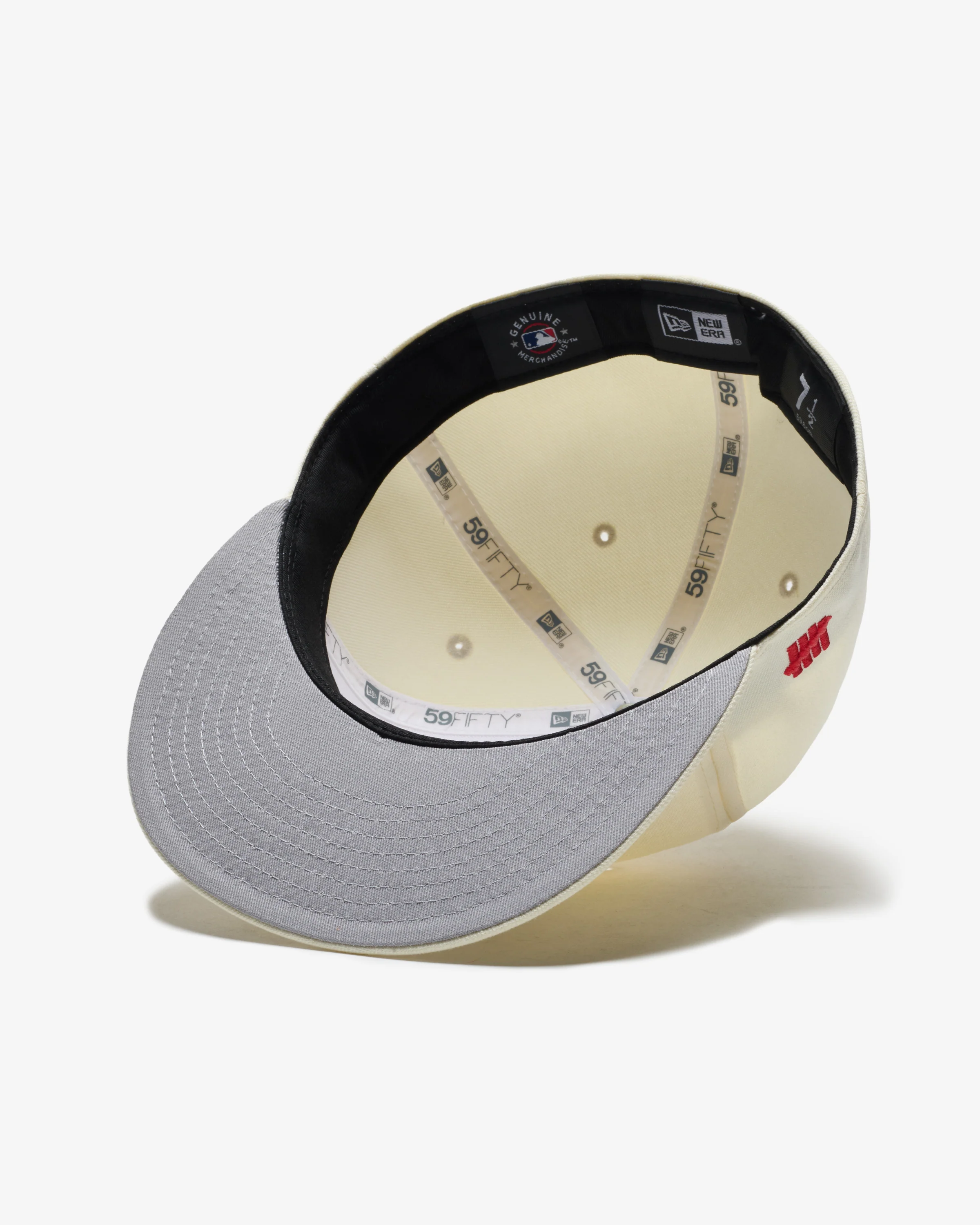 2516-undefeated-x-ne-x-dodgers-los-angeles-fitted-chrome-5.webp UNDEFEATED X NE X DODGERS LOS ANGELES FITTED - CHROME