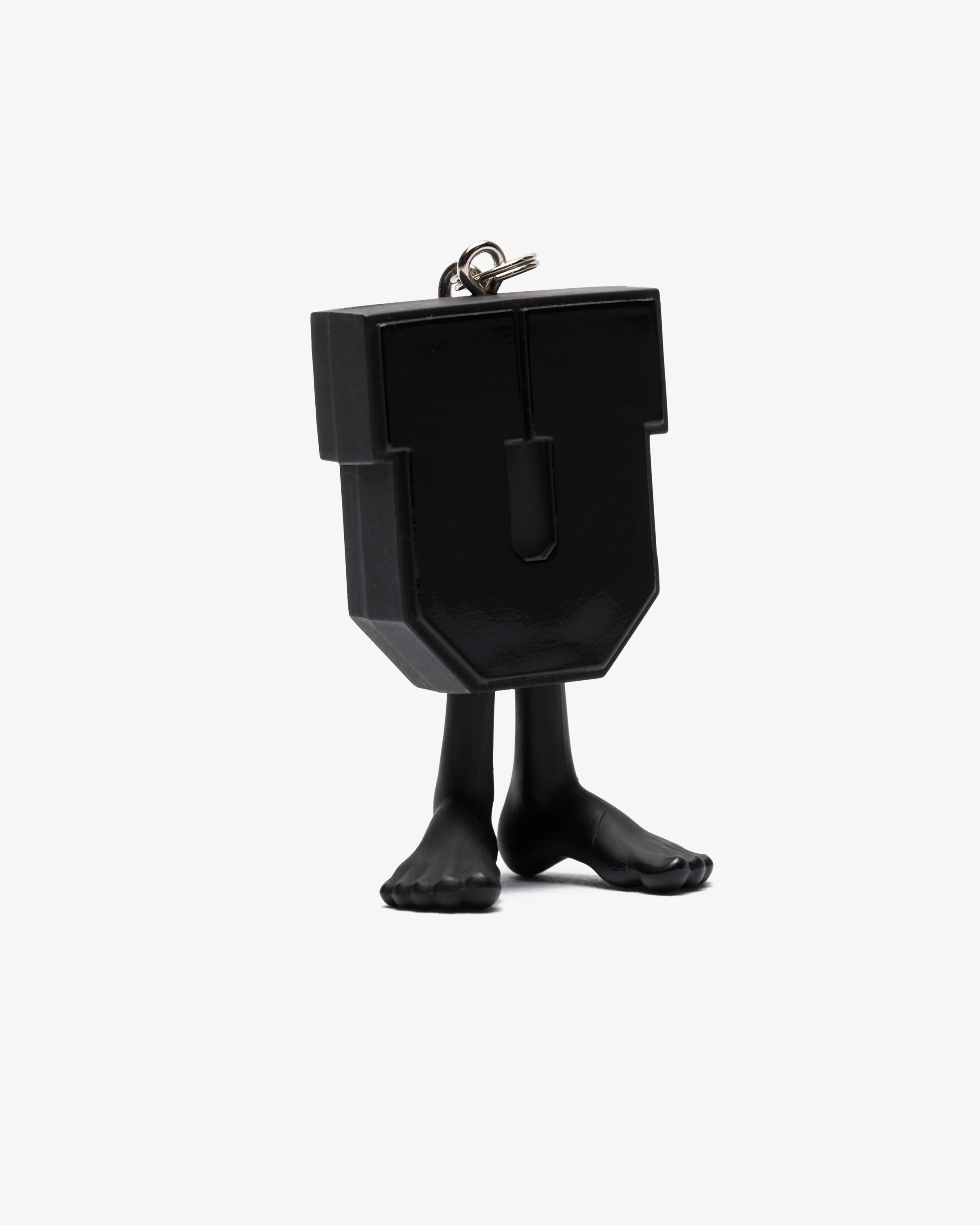 UNDEFEATED X MEDICOM UMAN KEYCHAIN - BLACK