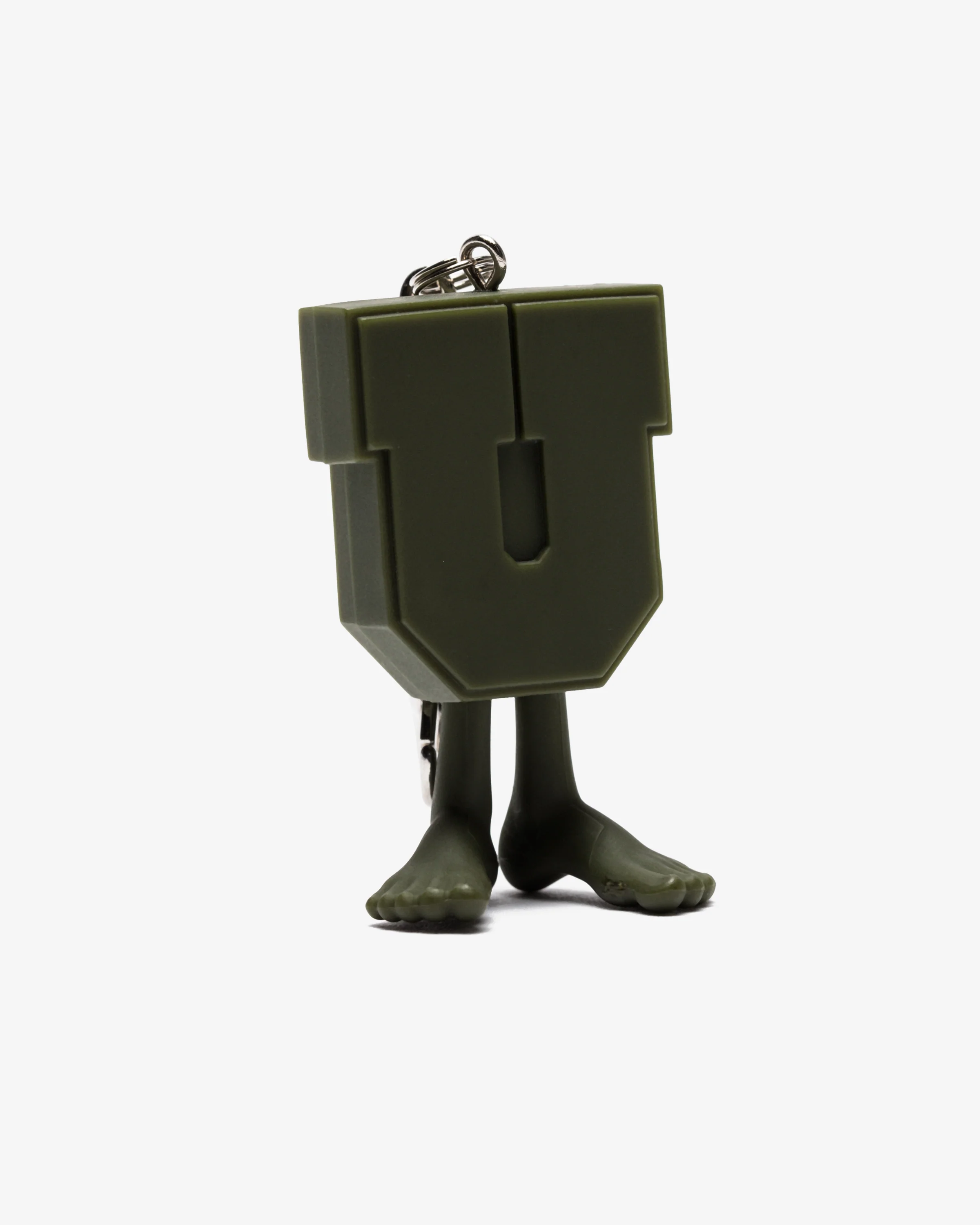 UNDEFEATED X MEDICOM UMAN KEYCHAIN - OLIVE