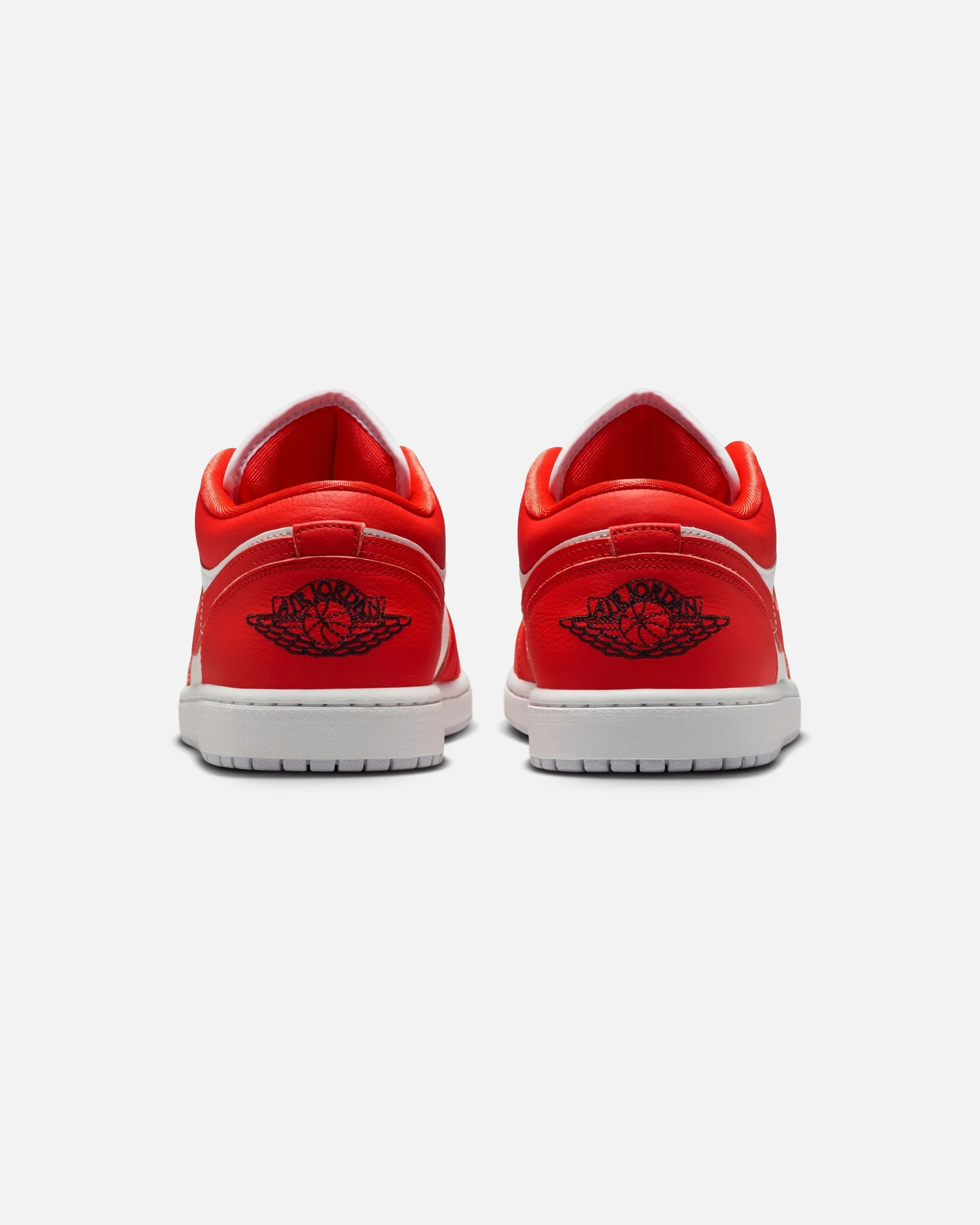 4091-jordan-aj-1-low-se-chile-red-black-3.webp JORDAN AJ 1 LOW SE - CHILE RED/ BLACK