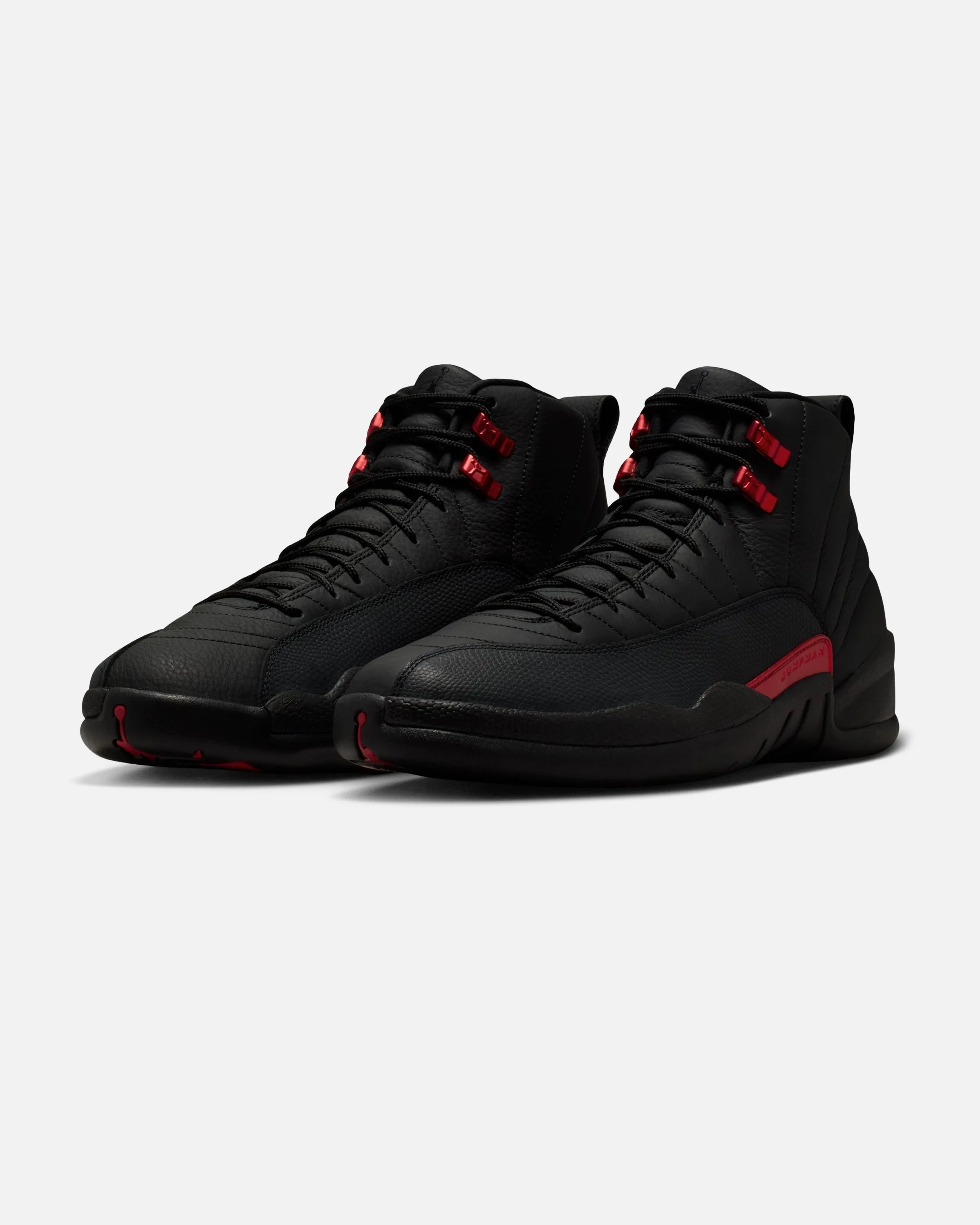 JORDAN AJ 12 RETRO - BLACK/ VARSITY RED