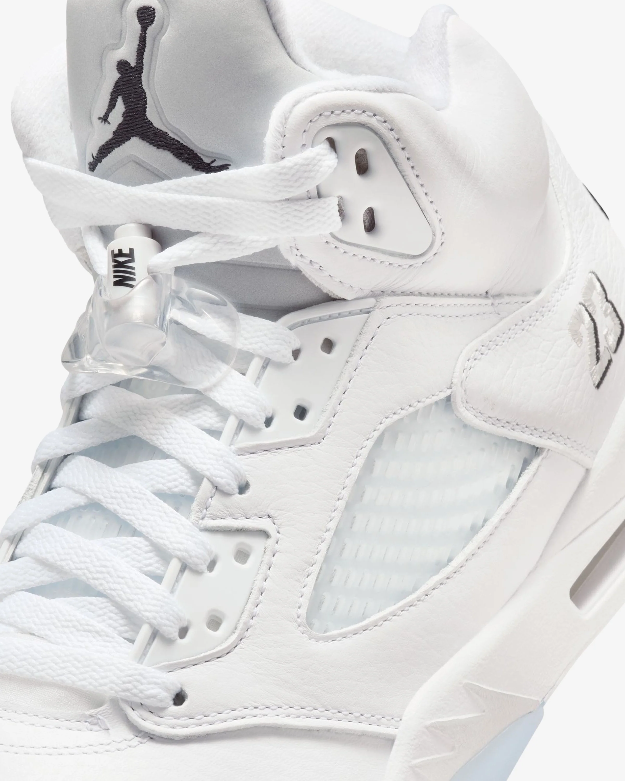 JORDAN AJ 5 RETRO - WHITE/ BLACK/ METALLIC SILVER