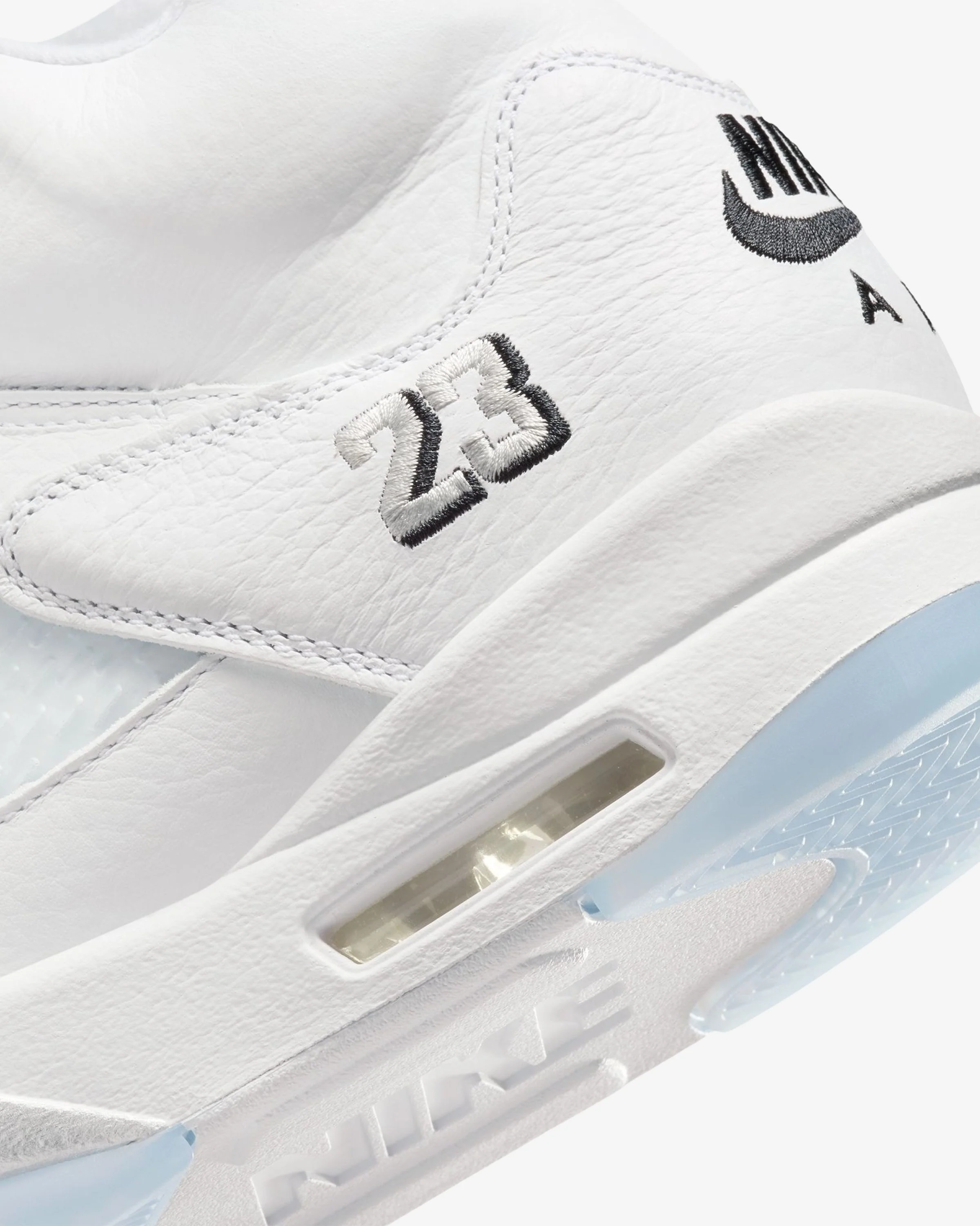 JORDAN AJ 5 RETRO - WHITE/ BLACK/ METALLIC SILVER