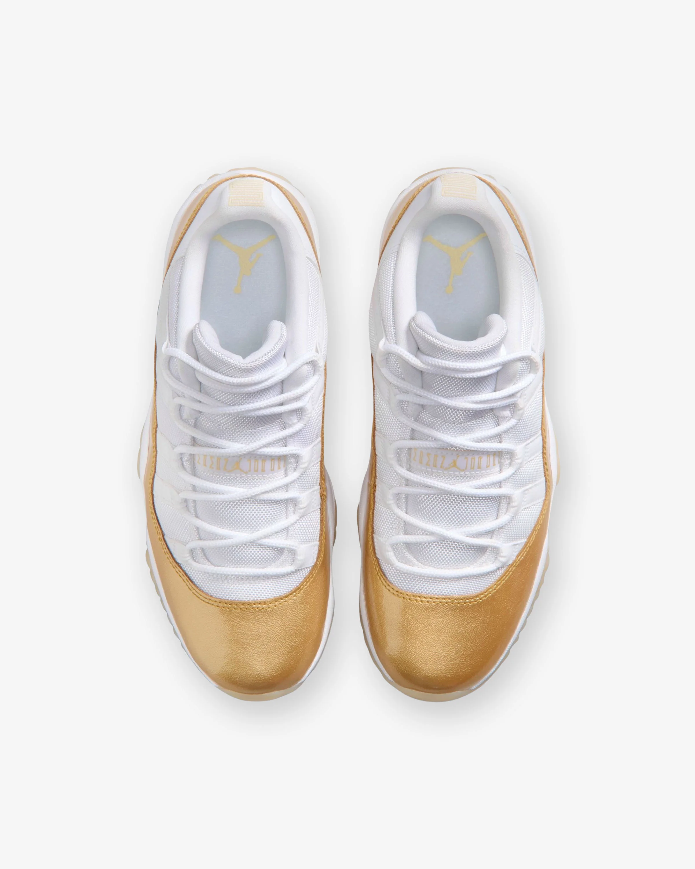 JORDAN WMNS AJ 11 RETRO LOW - WHITE/ METALLIC GOLD