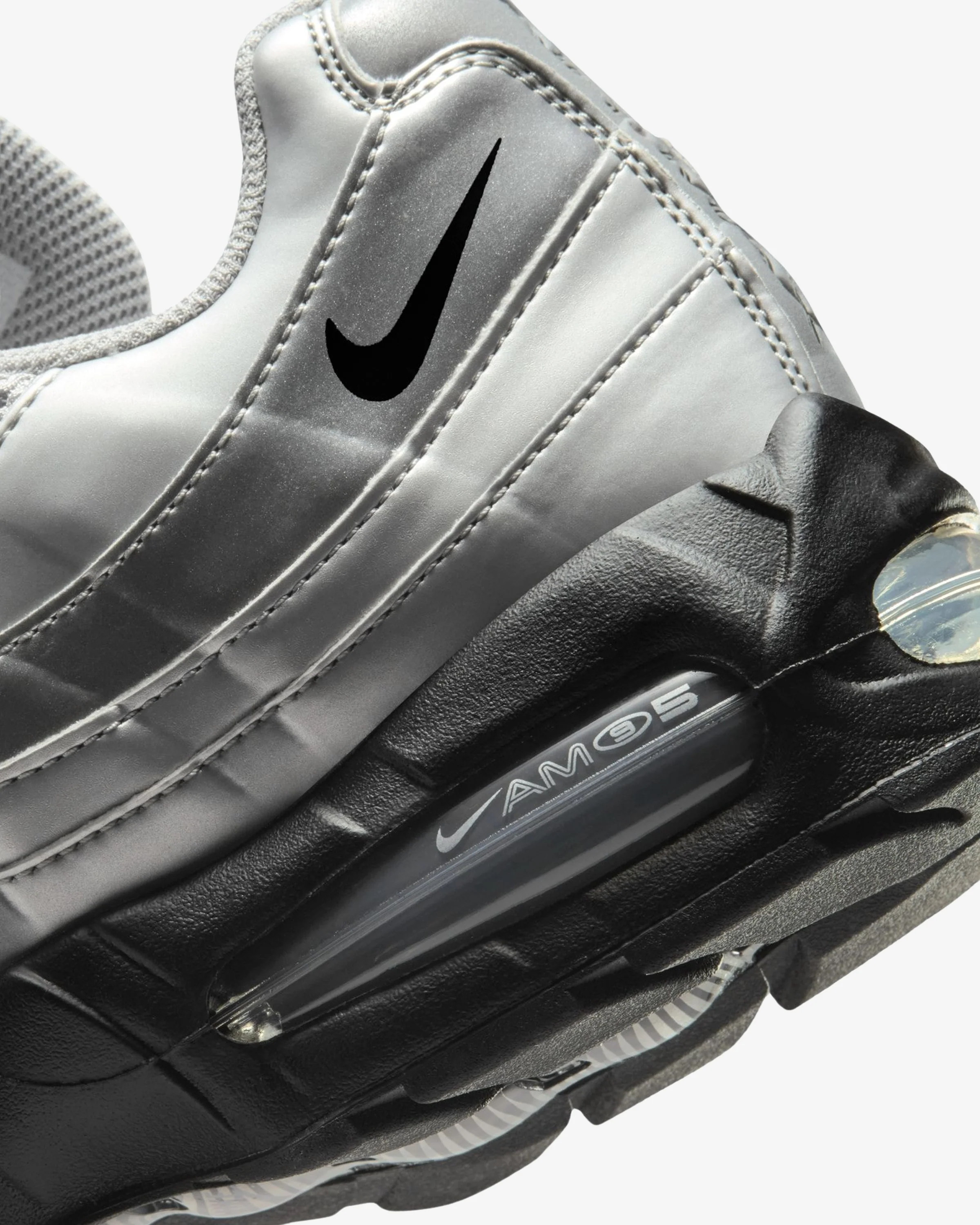 NIKE AIR MAX 95 - METALLIC SILVER/ BLACK