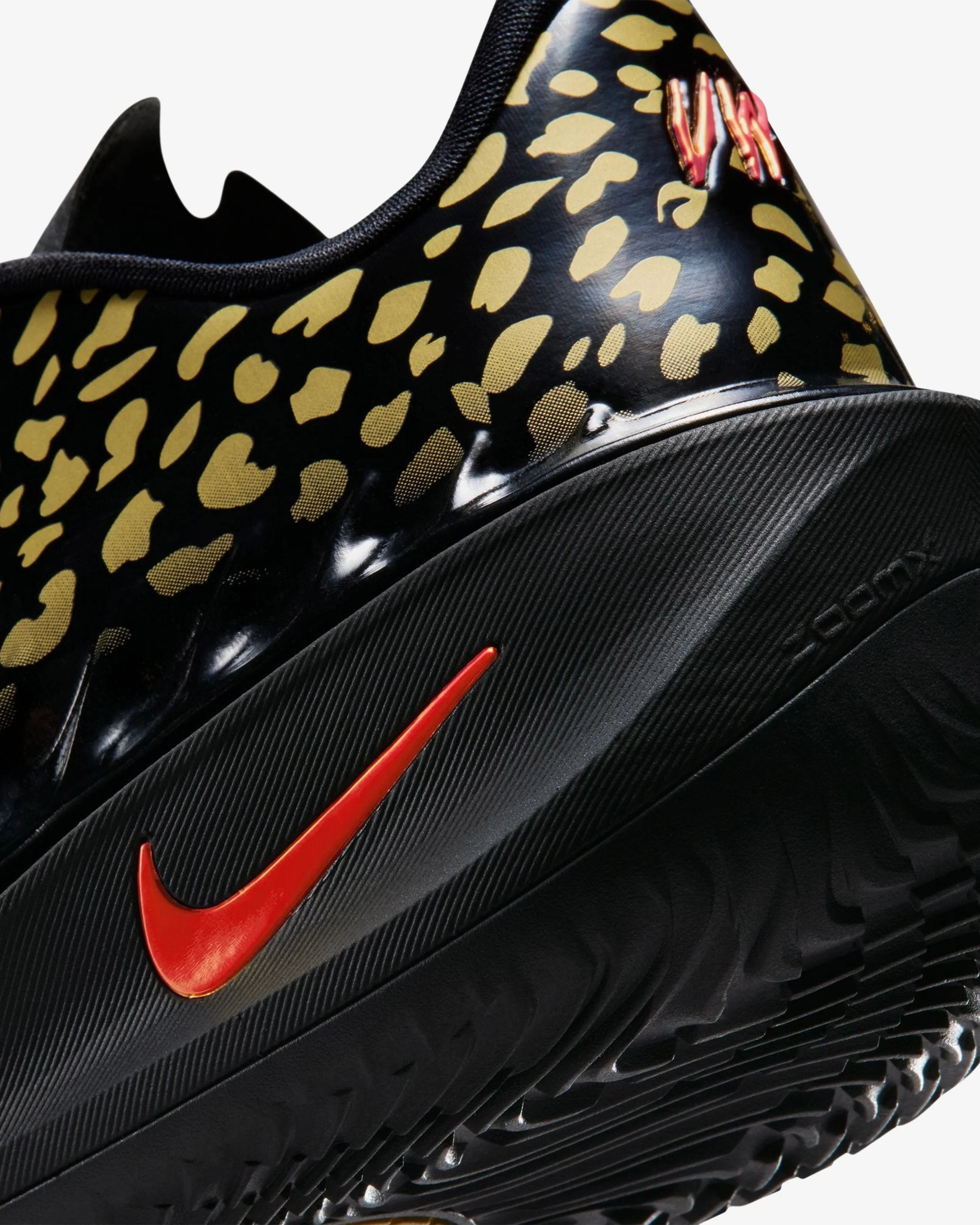 NIKE G.T. CUT 4 'WEMBY PE' - BLACK/ BRIGHT CRIMSON