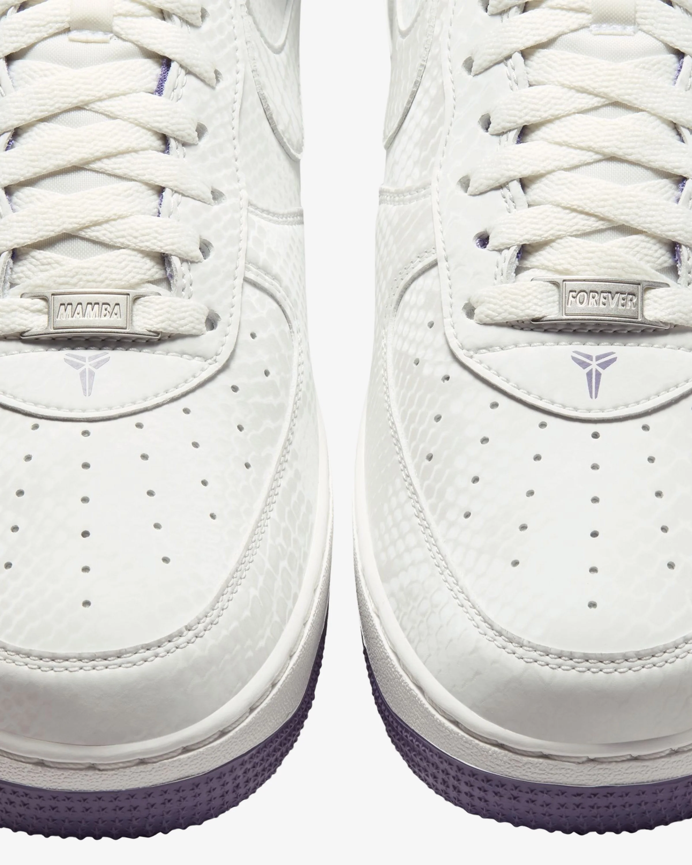 4885-nike-kobe-air-force-1-low-summit-white-daybreak-8.webp NIKE KOBE AIR FORCE 1 LOW - SUMMIT WHITE/ DAYBREAK