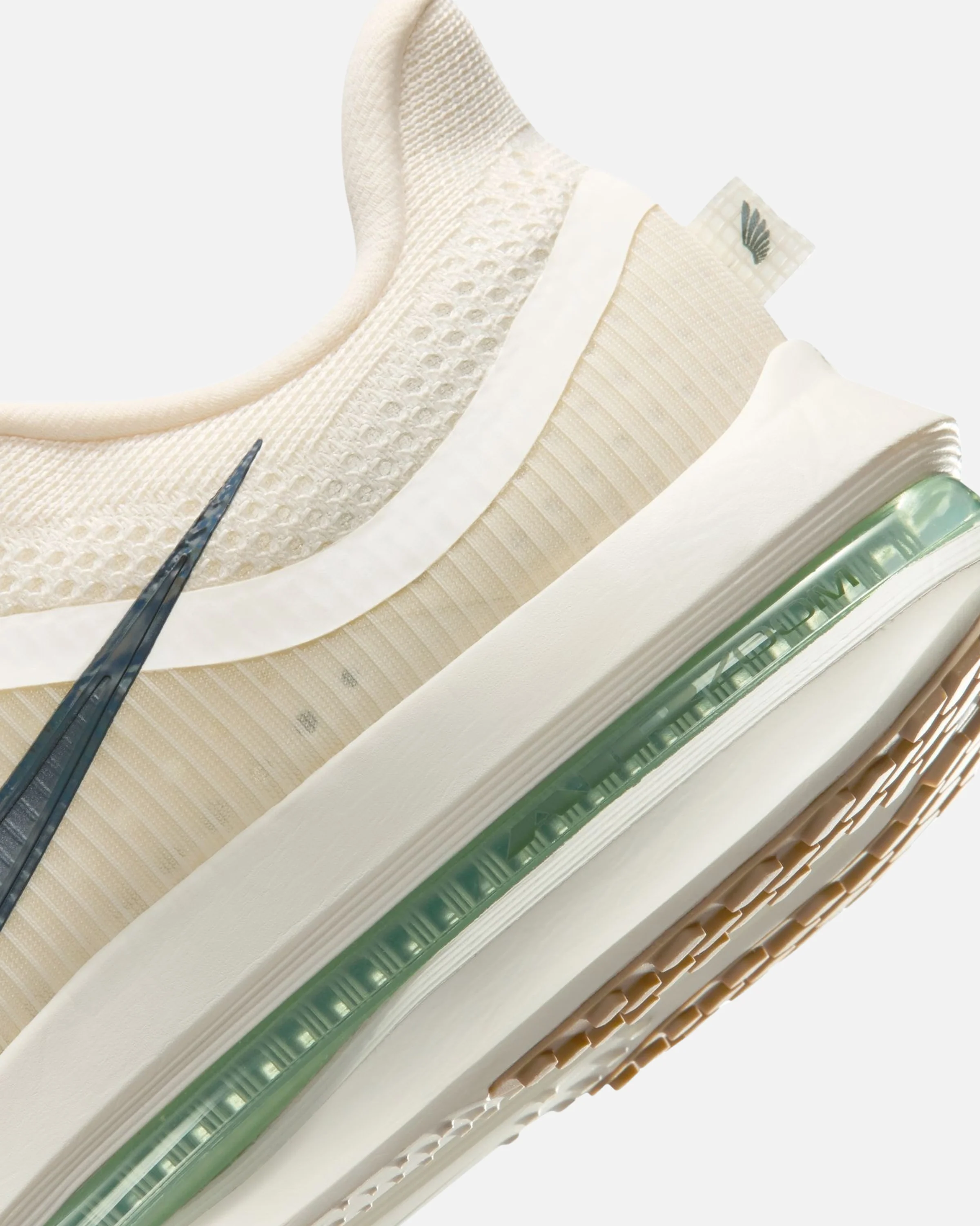 NIKE PEGASUS PREMIUM - PALE IVORY / BLACK SPRUCE