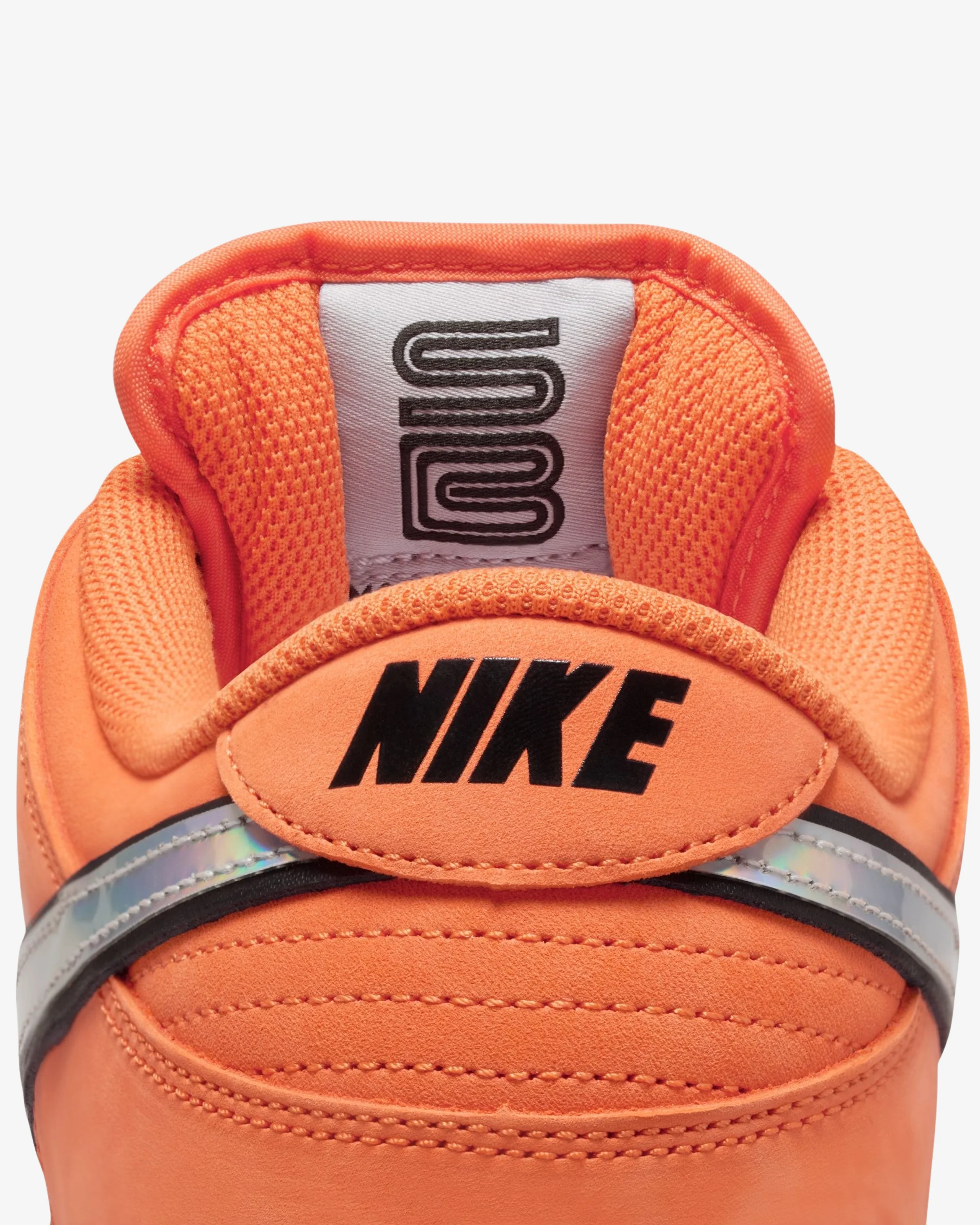 5015-nike-sb-dunk-low-pro-safety-orange-wolf-grey-7.webp NIKE SB DUNK LOW PRO - SAFETY ORANGE/ WOLF GREY
