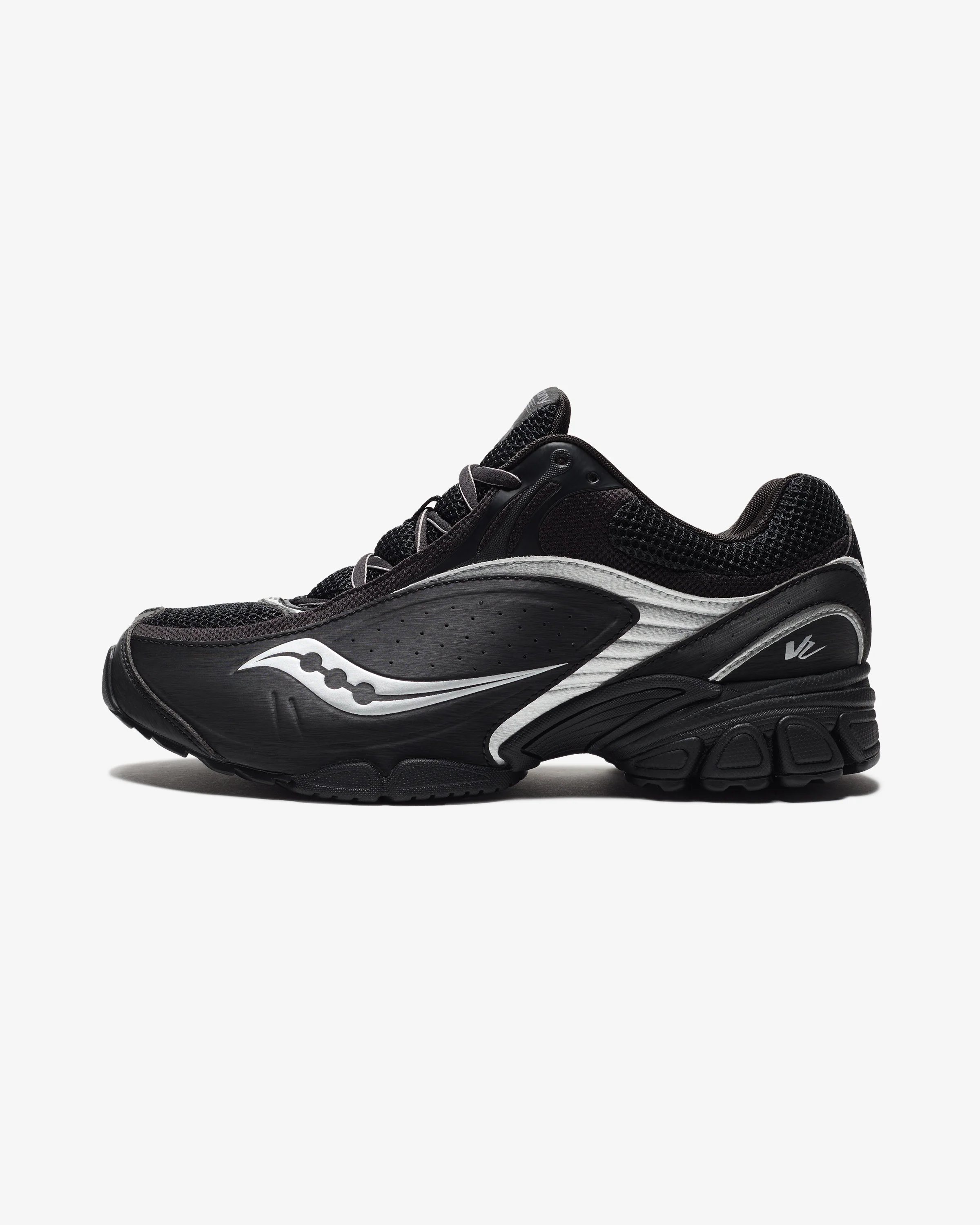 SAUCONY PROGRID V2 - BLACK/ SILVER
