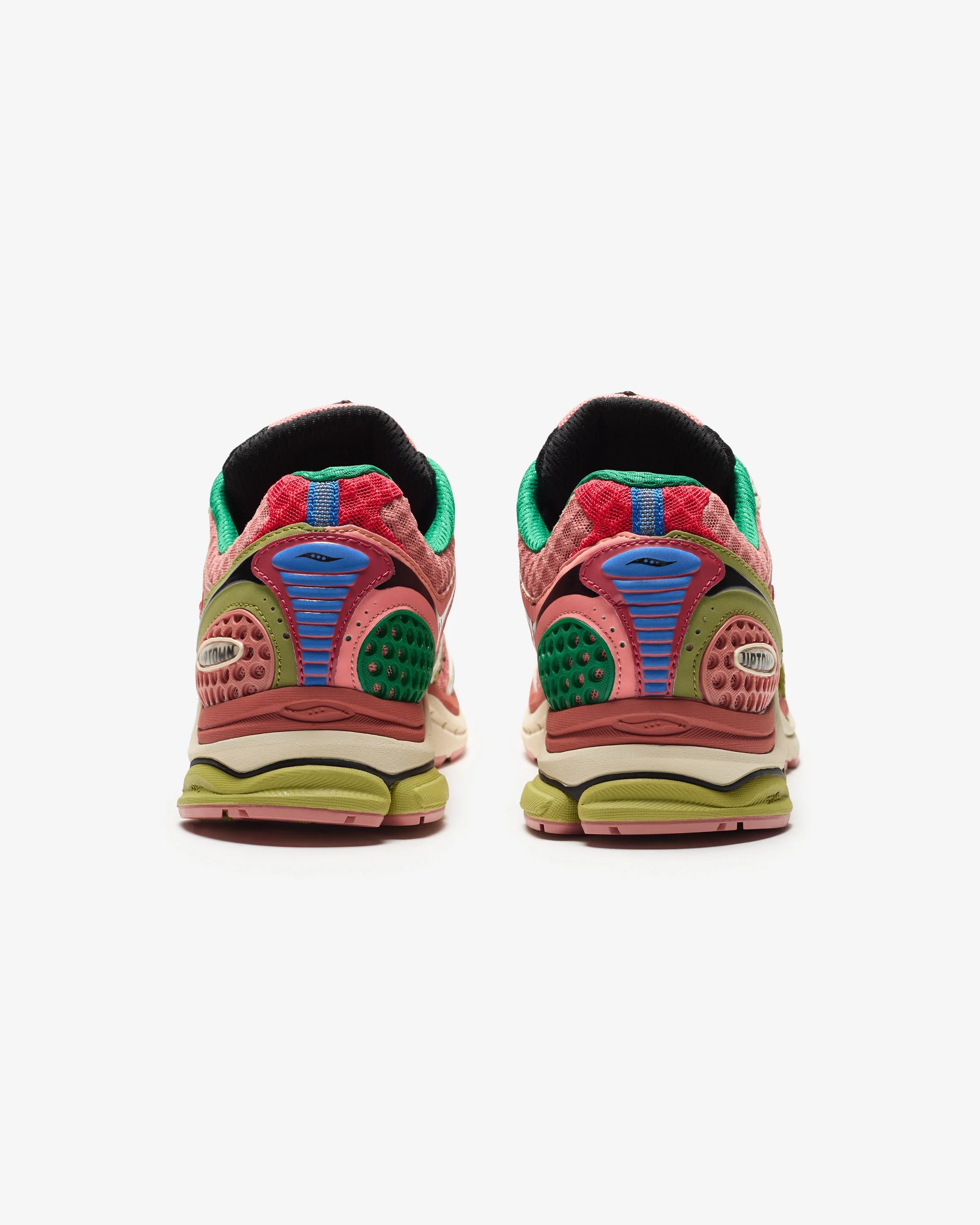 SAUCONY X JAE TIPS PROGRID TRIUMPH 4 - PEACH/ LEAF