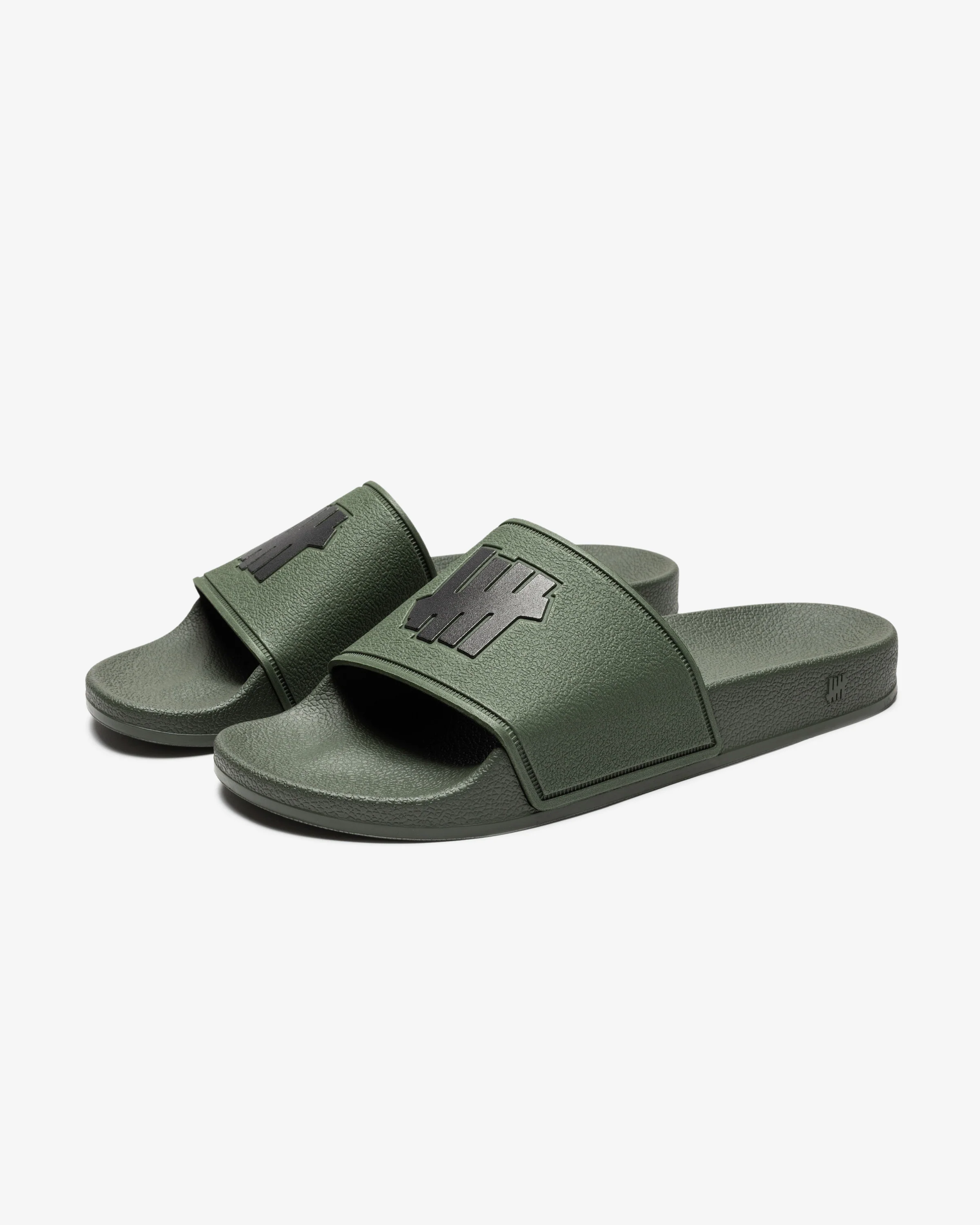 5758-undefeated-icon-classic-slide-11.webp UNDEFEATED ICON CLASSIC SLIDE