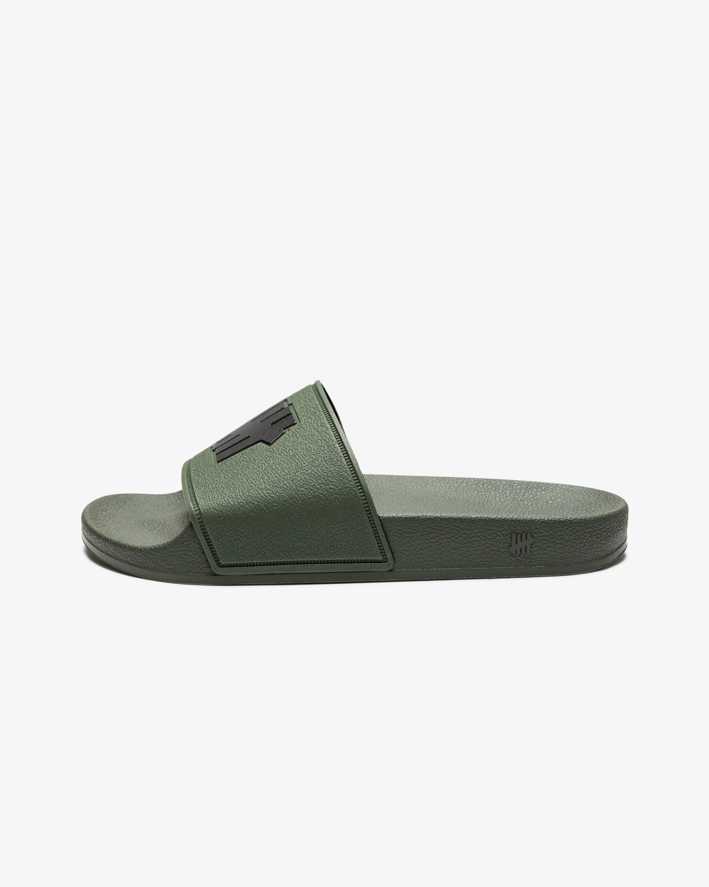 5758-undefeated-icon-classic-slide-12.webp UNDEFEATED ICON CLASSIC SLIDE