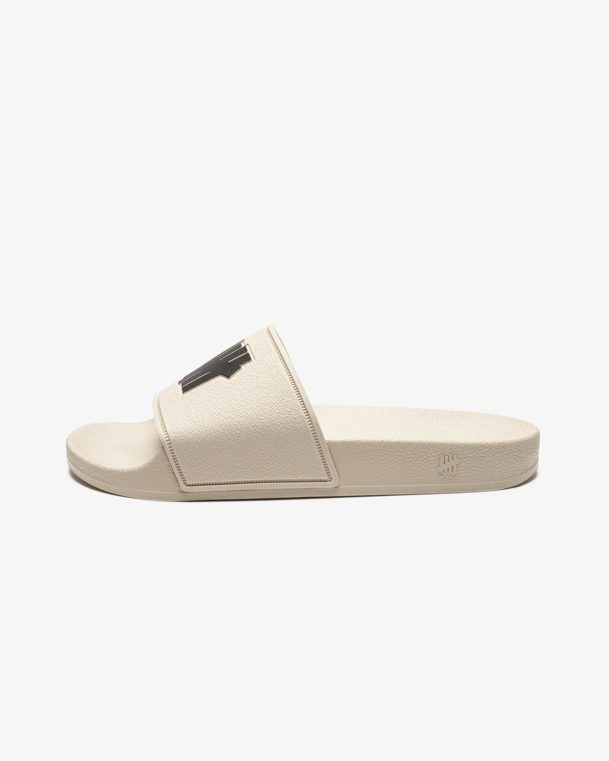 5758-undefeated-icon-classic-slide-7.webp UNDEFEATED ICON CLASSIC SLIDE