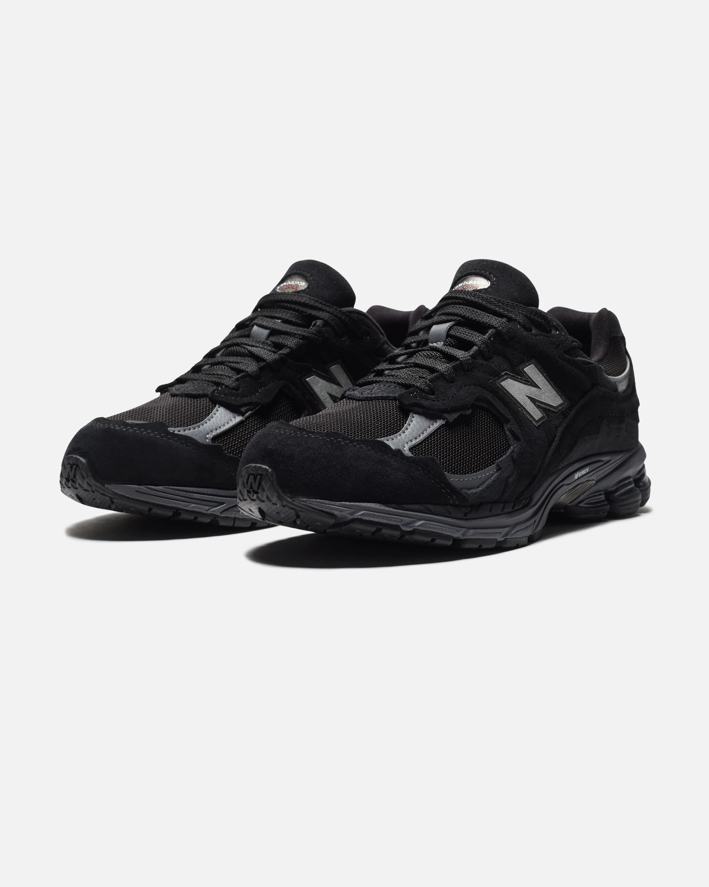 NEW BALANCE 2002DX - BLACK/ MAGNET