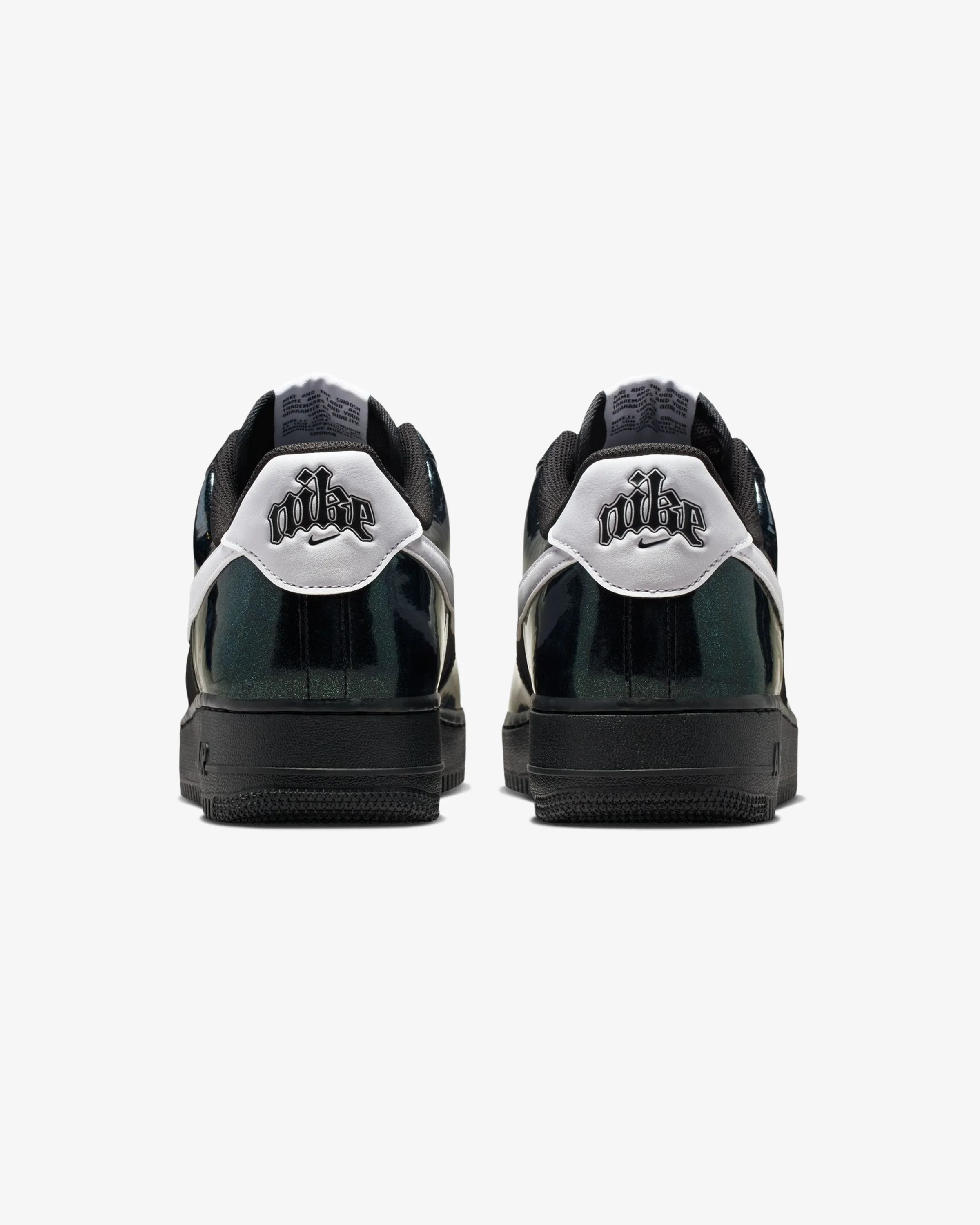 NIKE AIR FORCE 1 '07 LV8 - BLACK/ WHITE