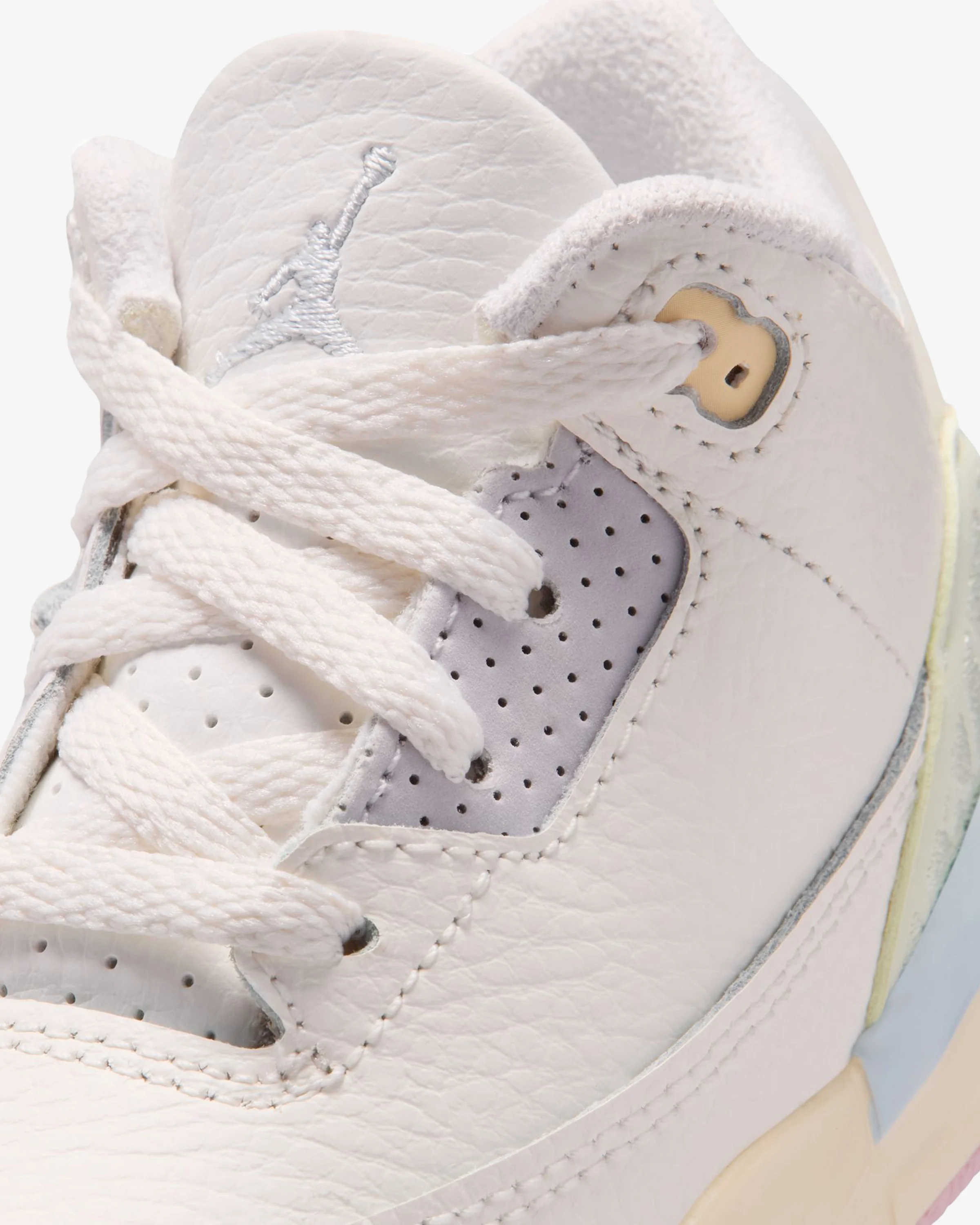 JORDAN TD AJ 3 RETRO OG  - SAIL/AURA/ IRIS WHISPER