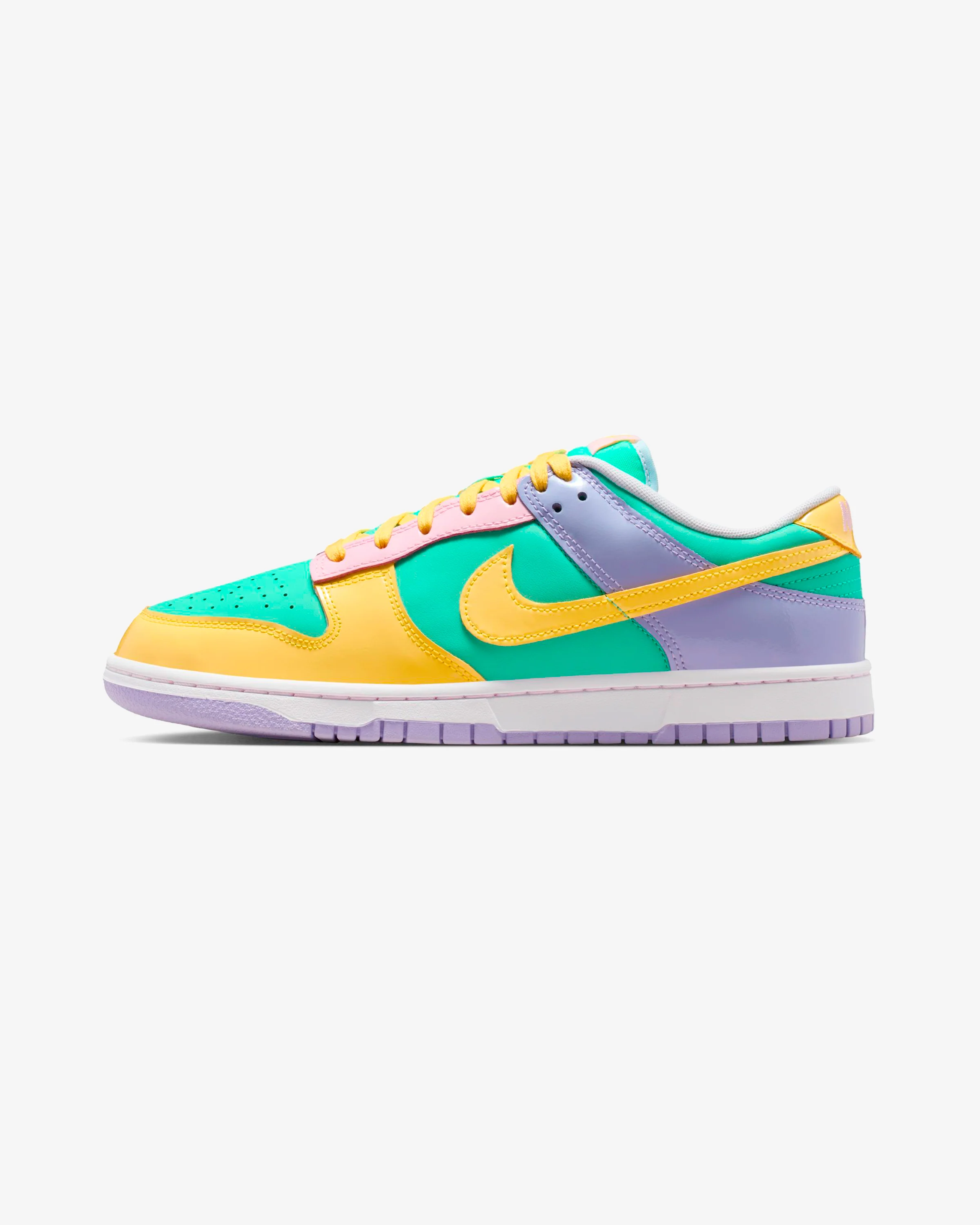 6932-nike-dunk-low-retro-emerald-rise-yellow-pulse-hydrangeas-2.webp NIKE DUNK LOW RETRO - EMERALD RISE/ YELLOW PULSE/ HYDRANGEAS