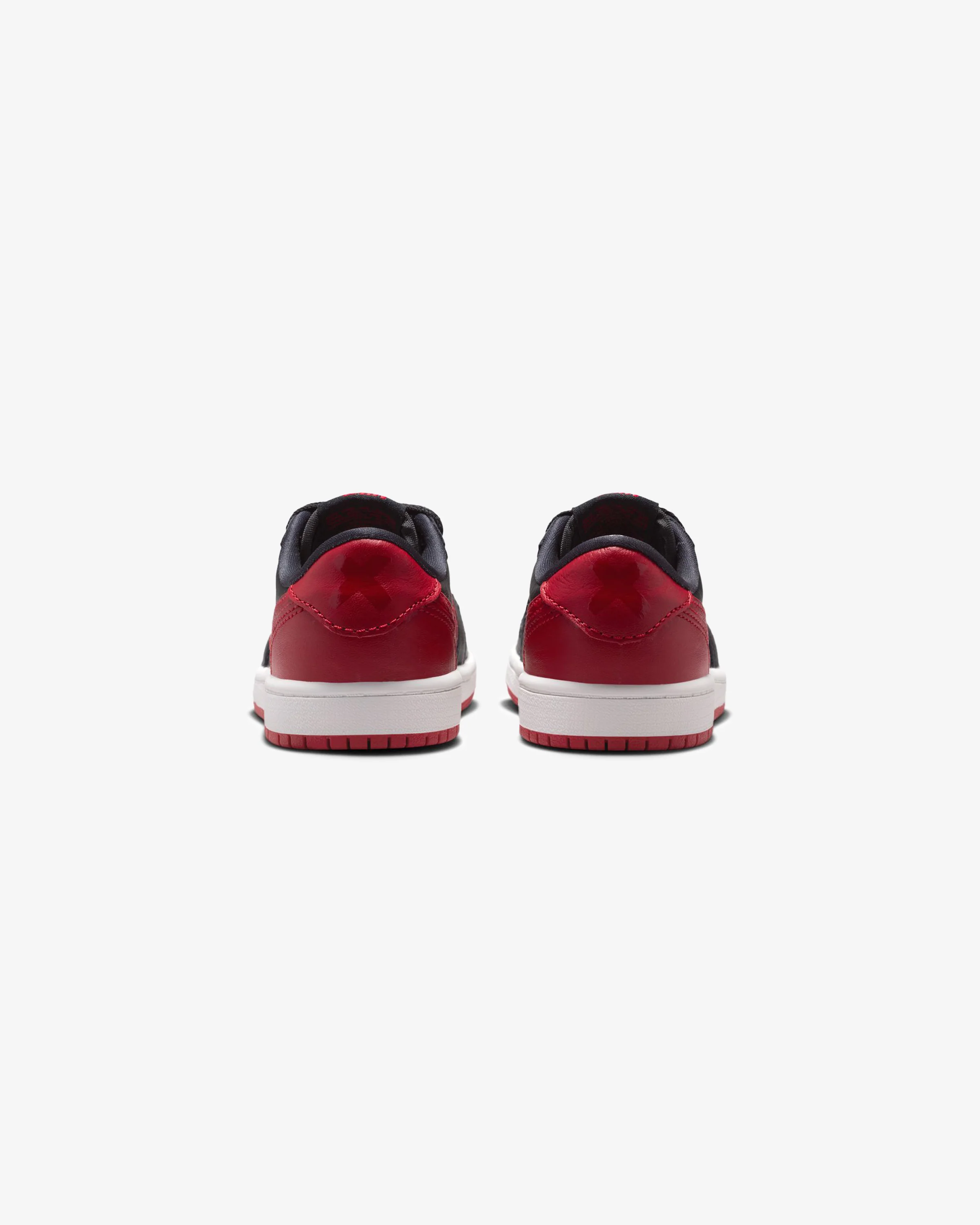 7281-jordan-ps-aj-1-retro-low-og-black-varsity-red-summit-white-3.webp JORDAN PS AJ 1 RETRO LOW OG - BLACK/ VARSITY RED/ SUMMIT WHITE