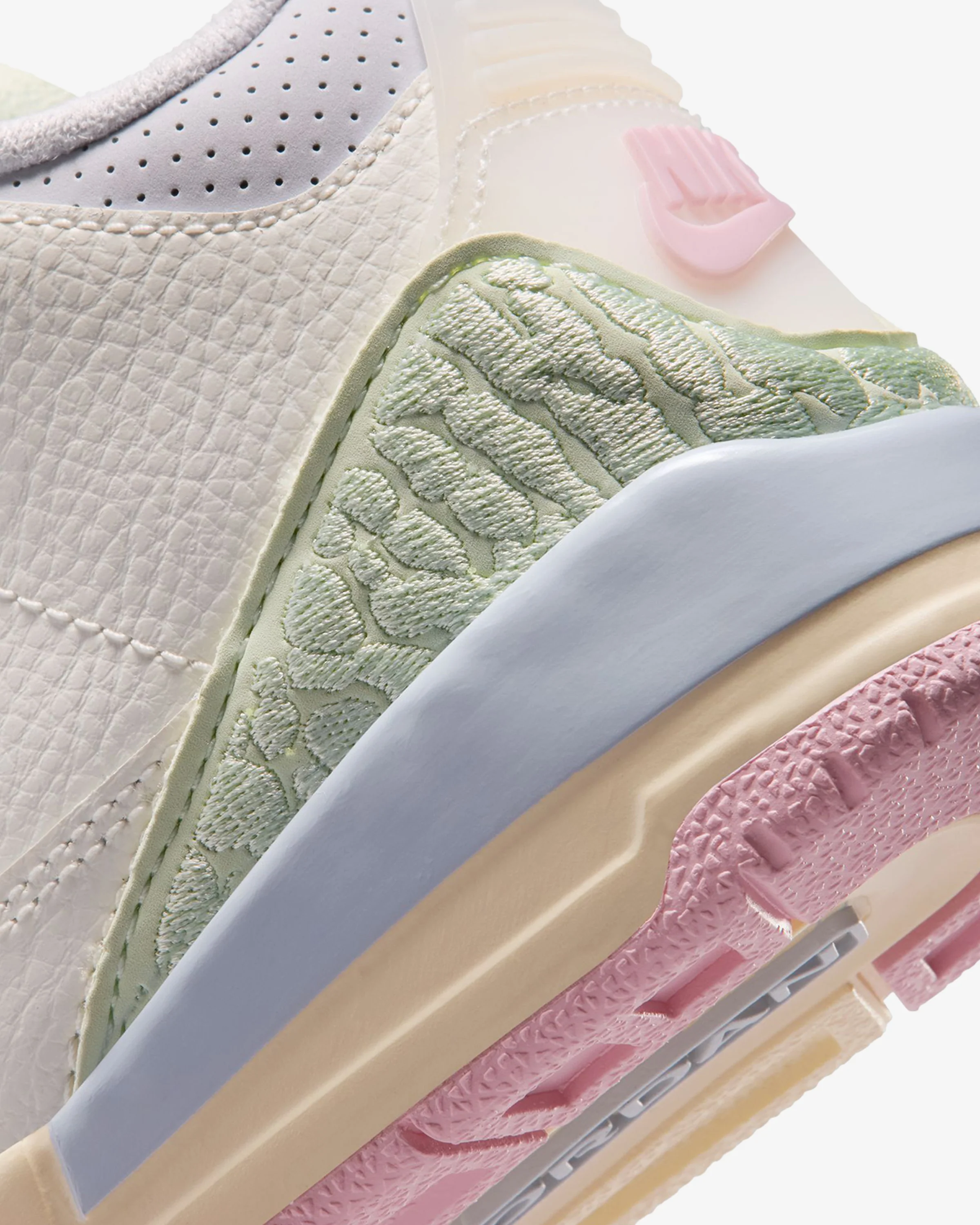 JORDAN PS AJ 3 RETRO OG - SAIL/AURA/ IRIS WHISPER
